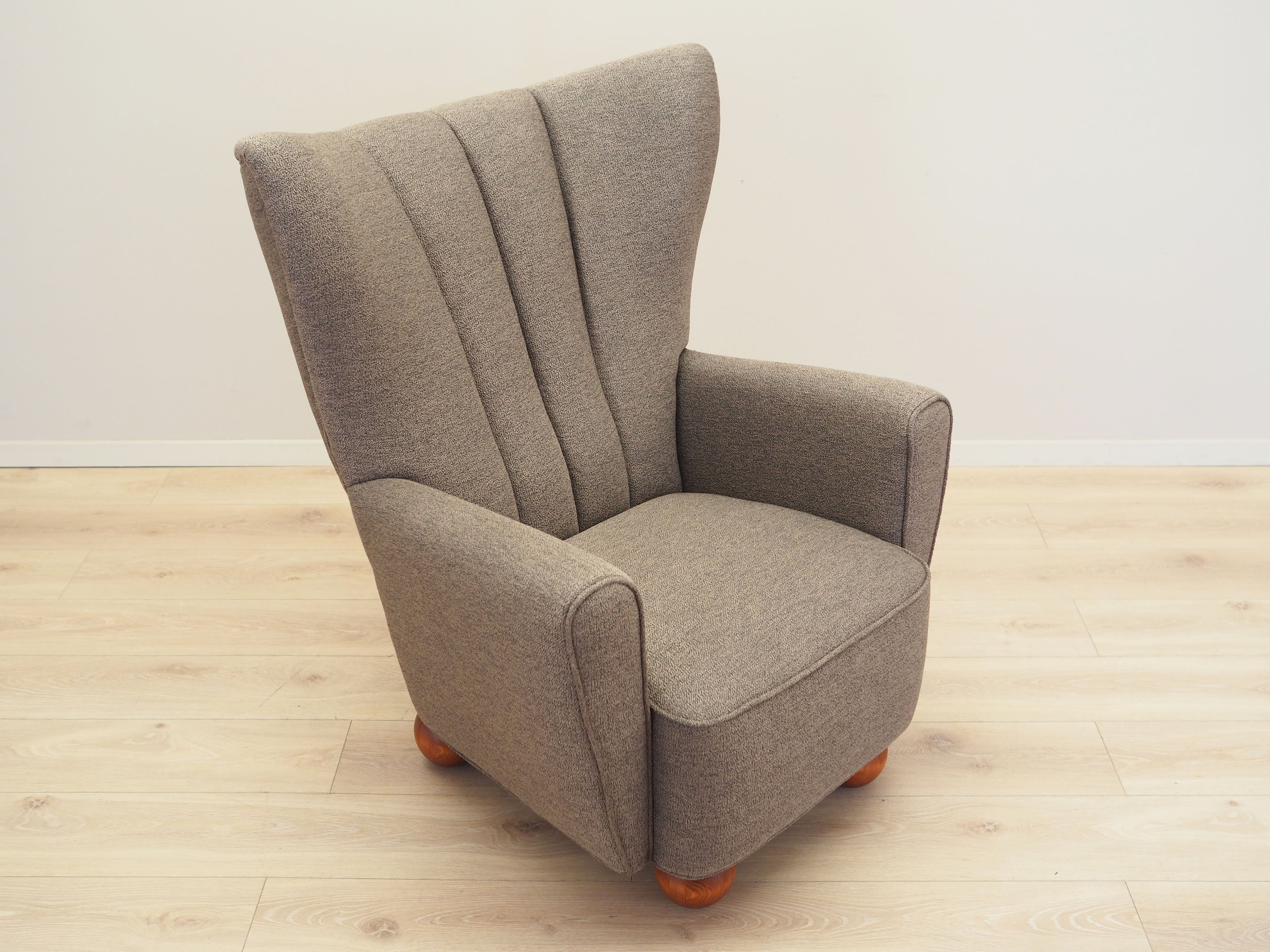 Lounge_armchair_Scandinavian_design_production_Denmark