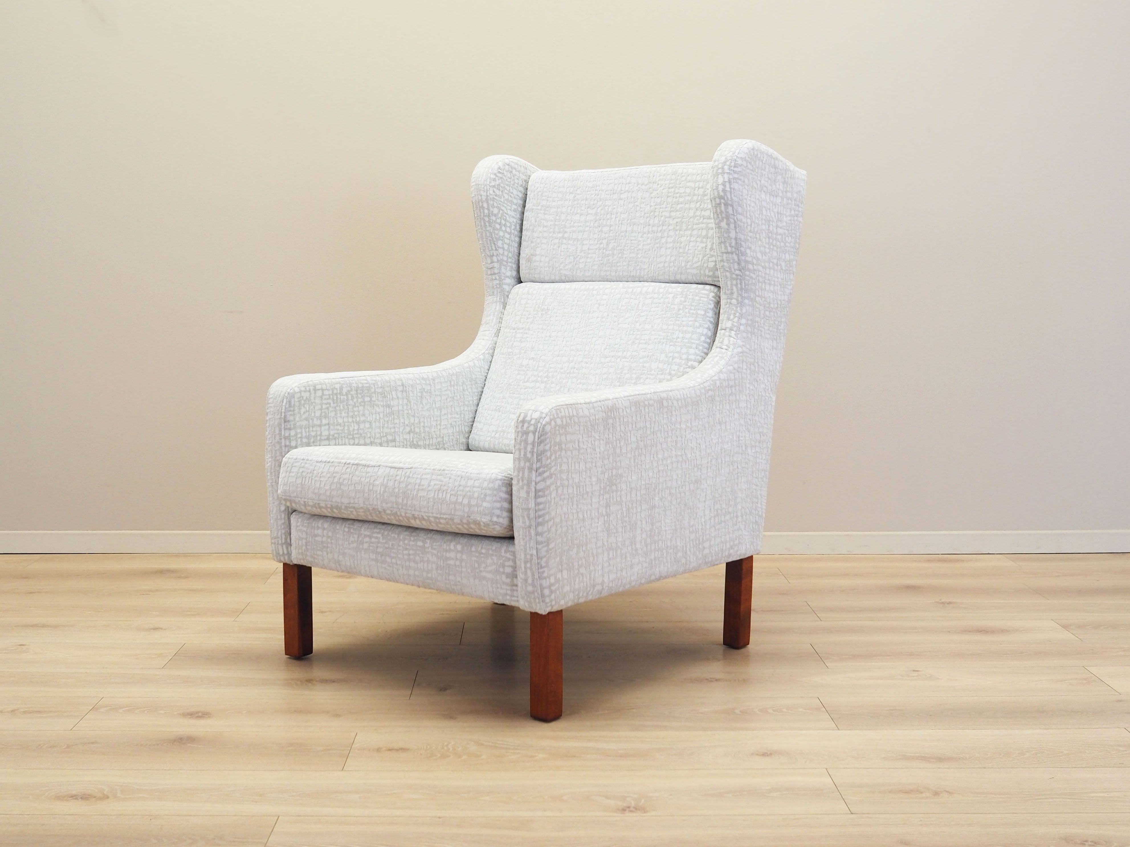 Lounge_armchair_in_Danish_design_from_1960s_production_Denmark
