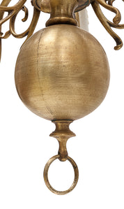 Dutch_bronze_chandelier_with_12_lights.