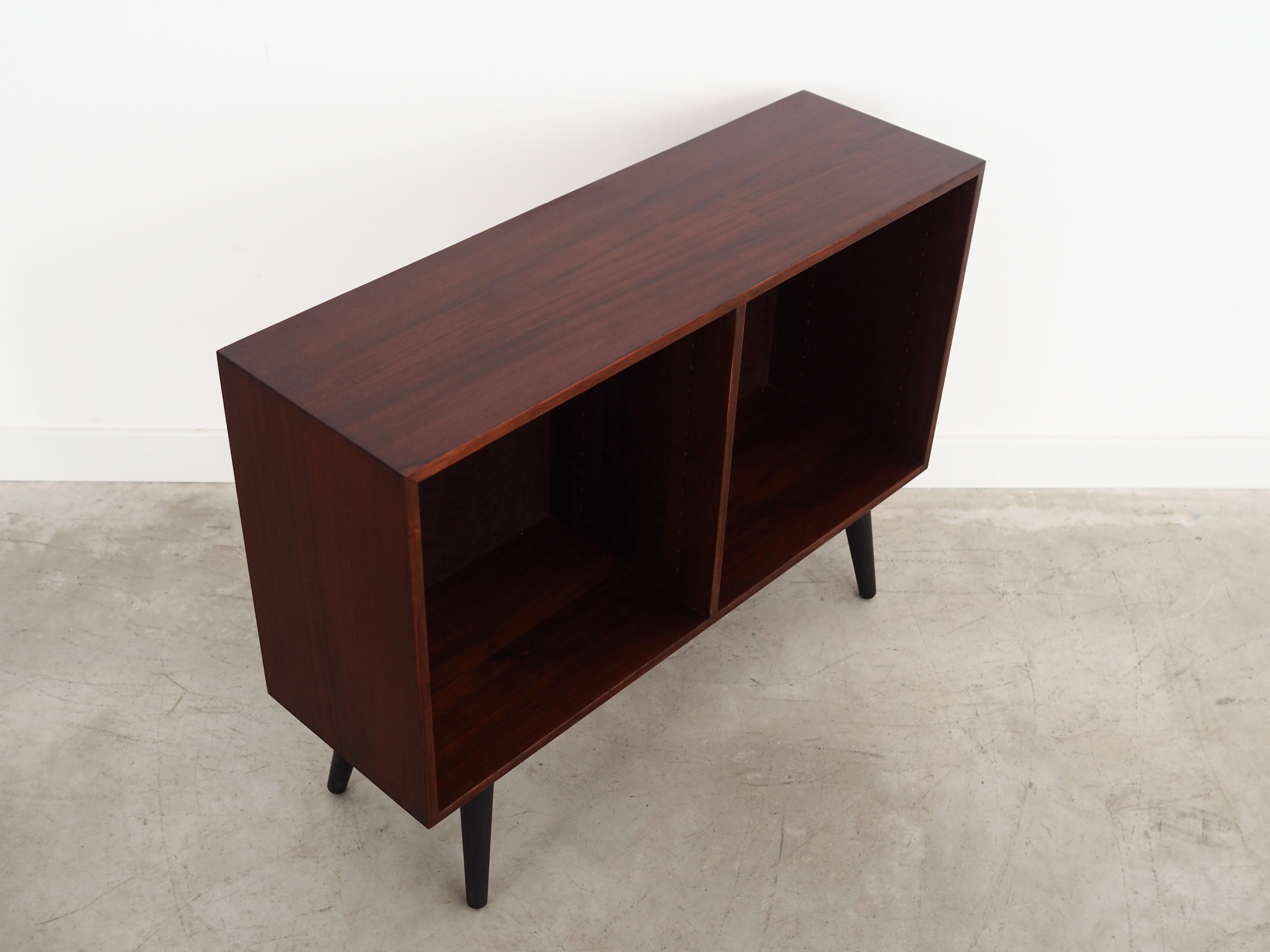 Mahogany_bookcase_Danish_design_1970s_manufacturer_Bramin