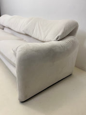 Maralunga_Sofa_attributed_to_Vico_Magistretti_for_Cassina