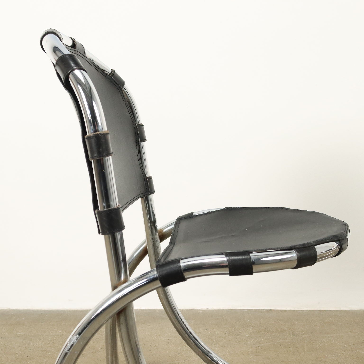 Medusa_Chairs_Studio_Tetrarck_Design_Alberto_Bazzani_1970s