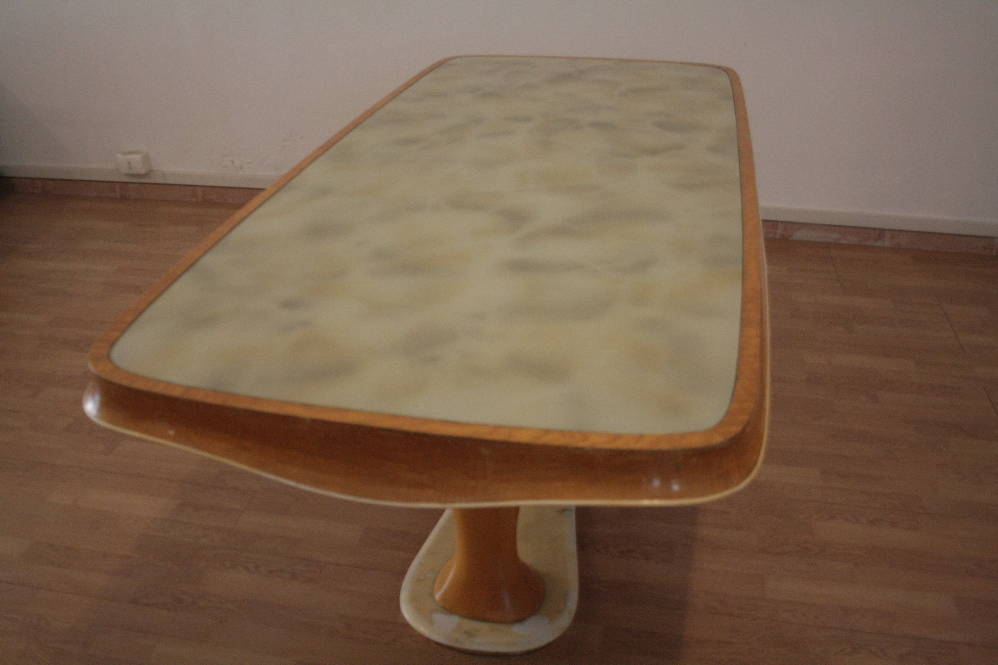 Mid-Century_Modern_Dining_Table_by_Vittorio_Dassi_1950s