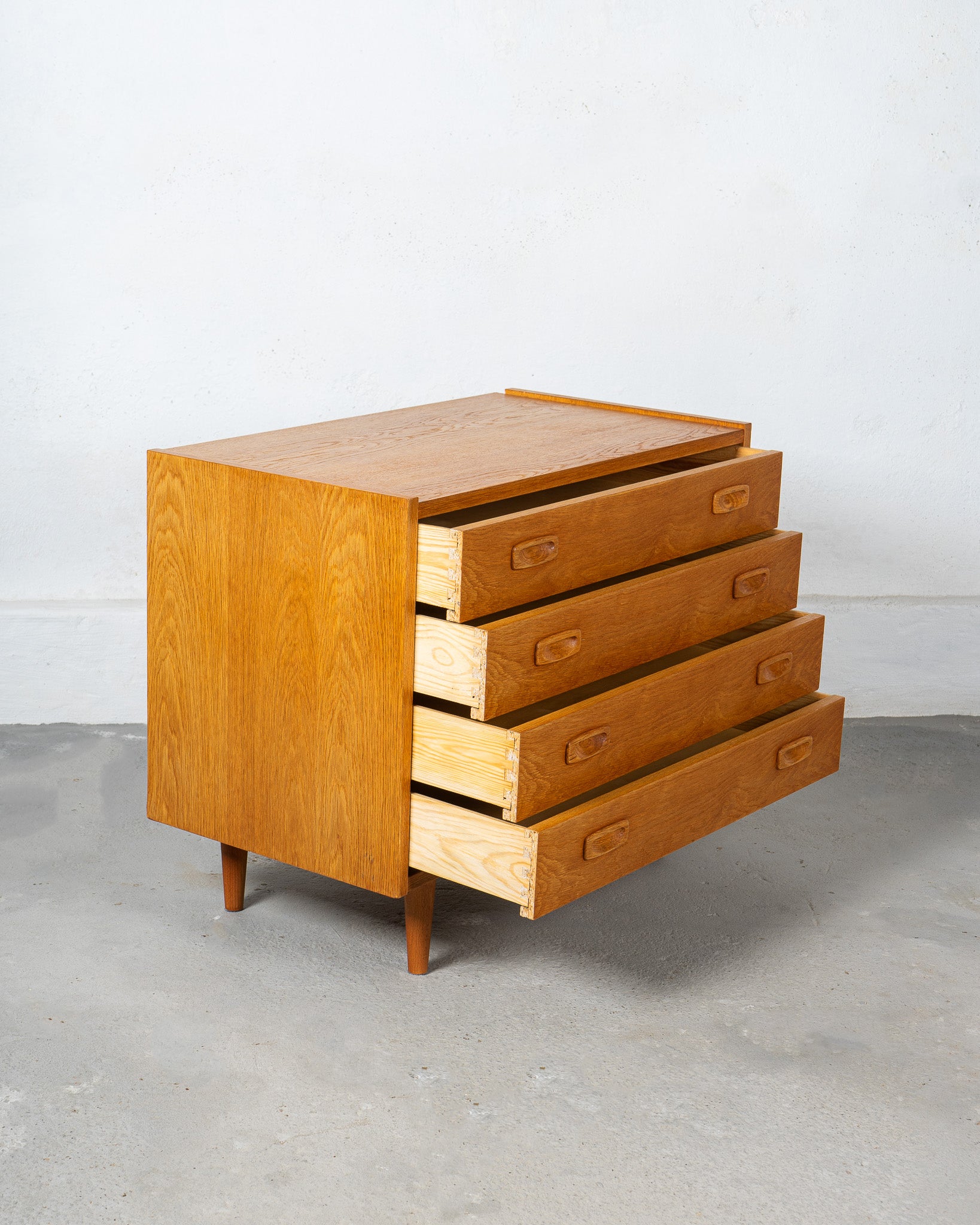 Mid_Century_Oak_Commode_or_Chest_by_Preben_Sorensen_for_PS_System