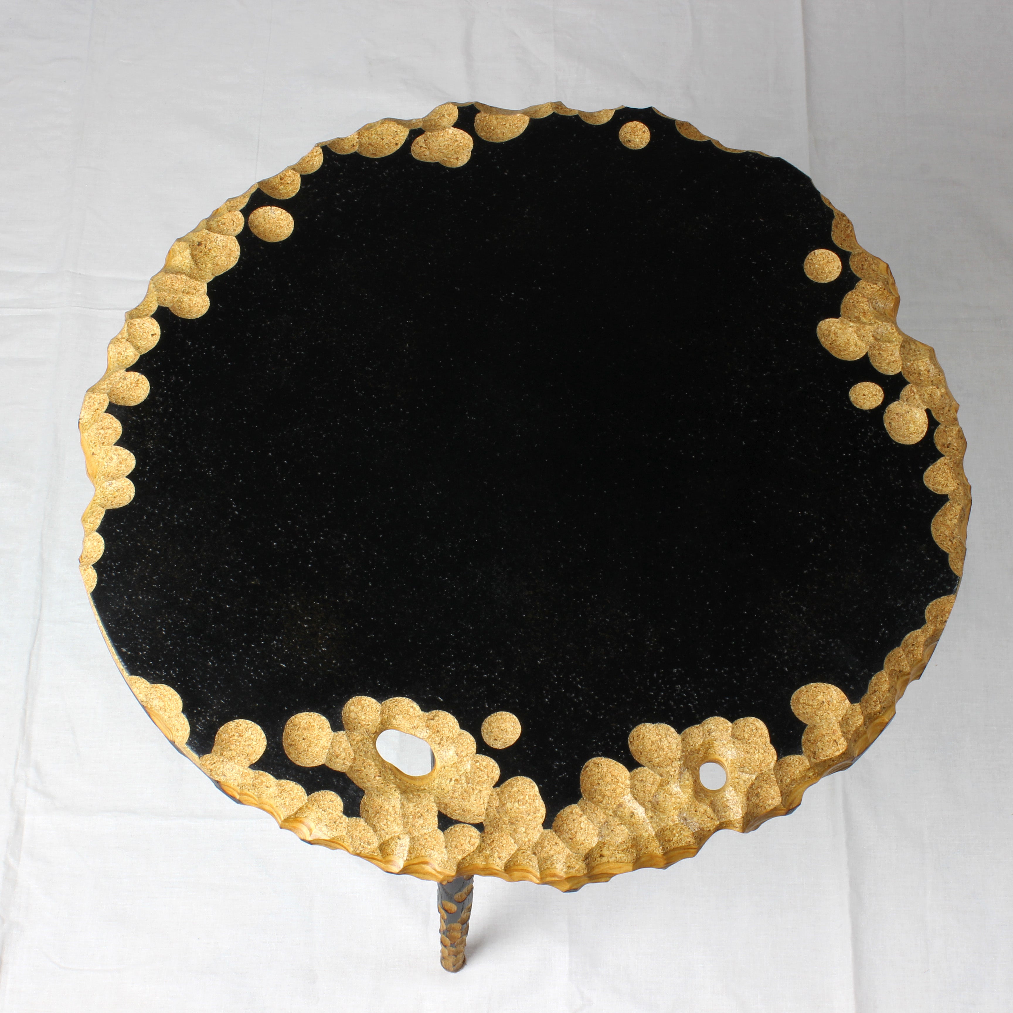 Moon_Side_Table