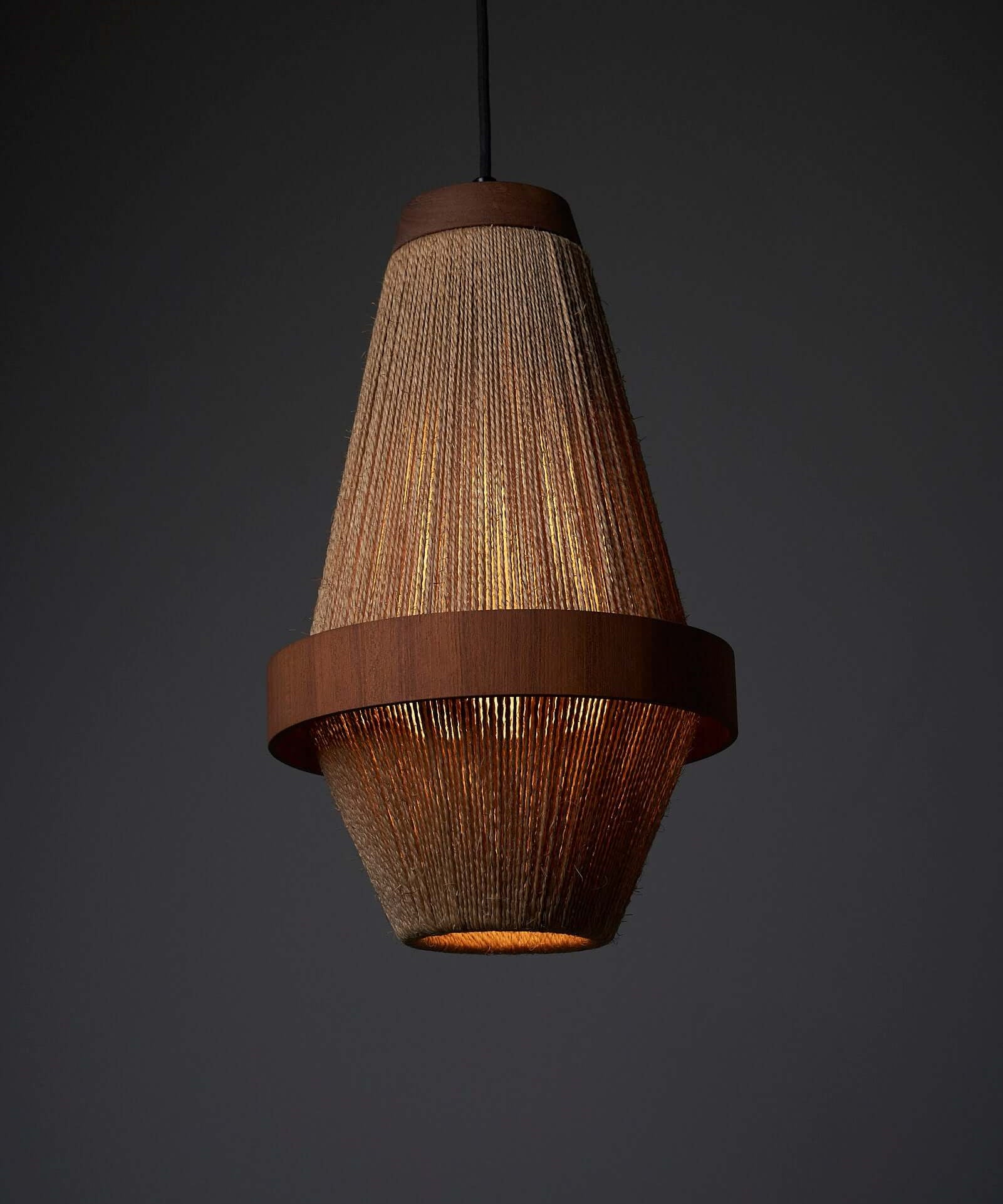 Natural_Pendant_By_IB_Fabiansen_Fog_and_Morup