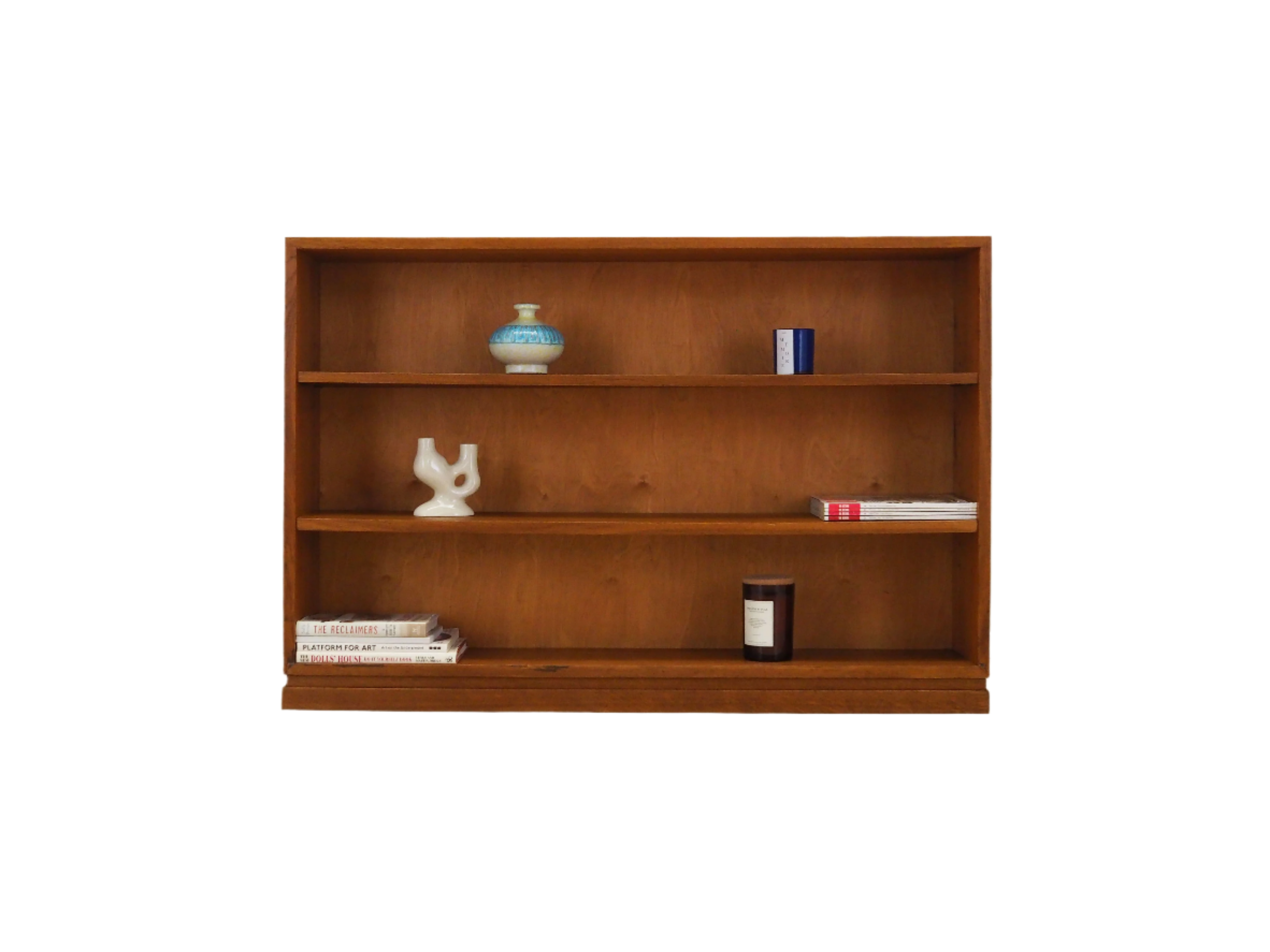 Oak_bookcase_Danish_design_1960s_production_Denmark
