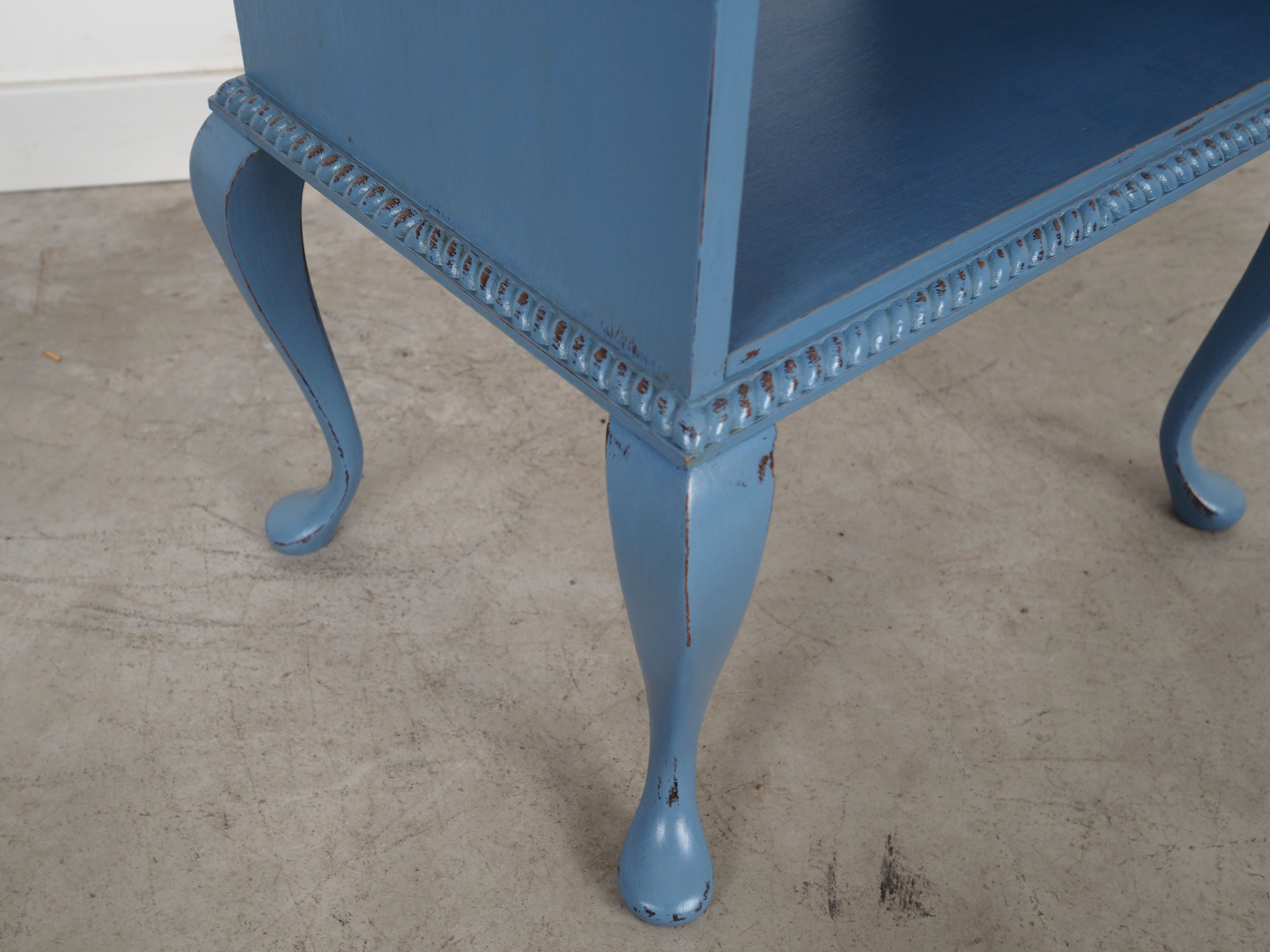 Oak_coffee_table_Danish_design_1960s_production_Denmark