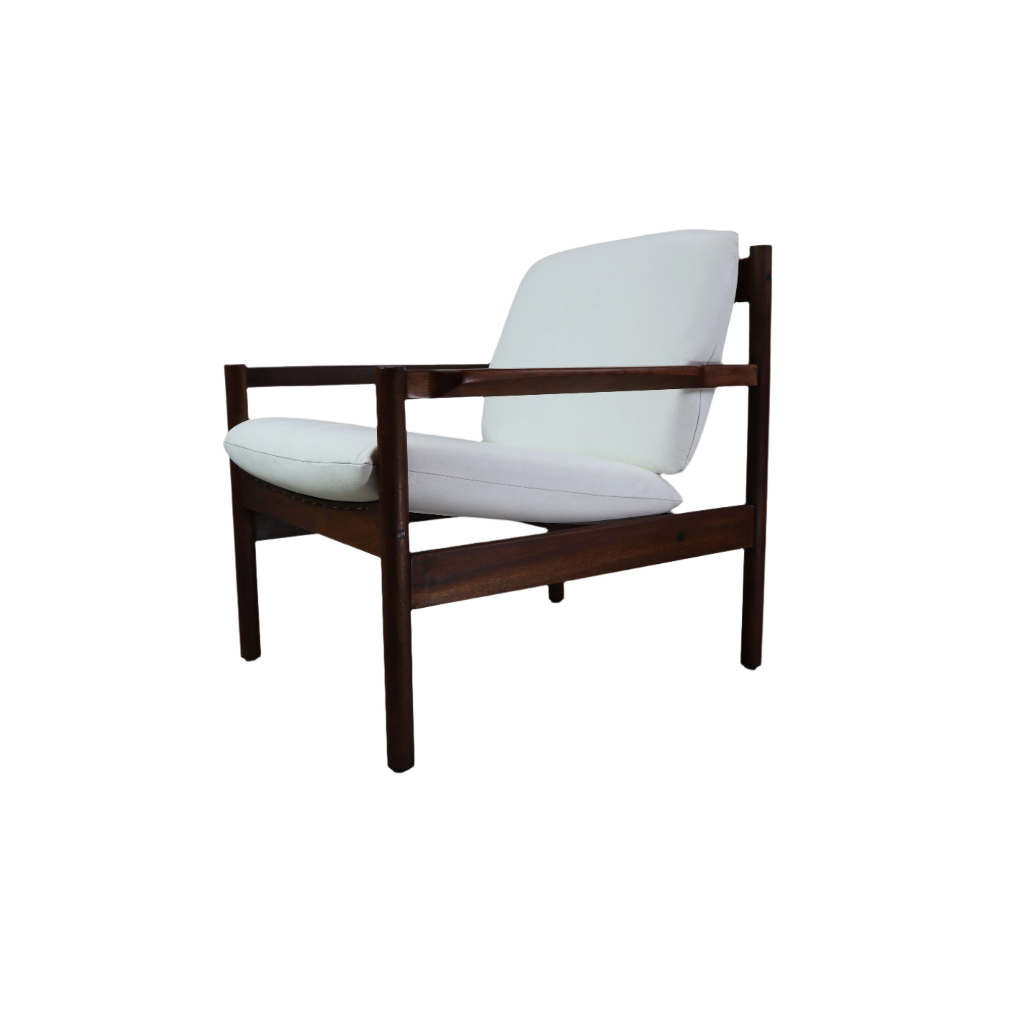 Ouro_Preto_armchair_by_Michel_Arnoult_for_Mobilia_Contempor_nea_Brazil_1958