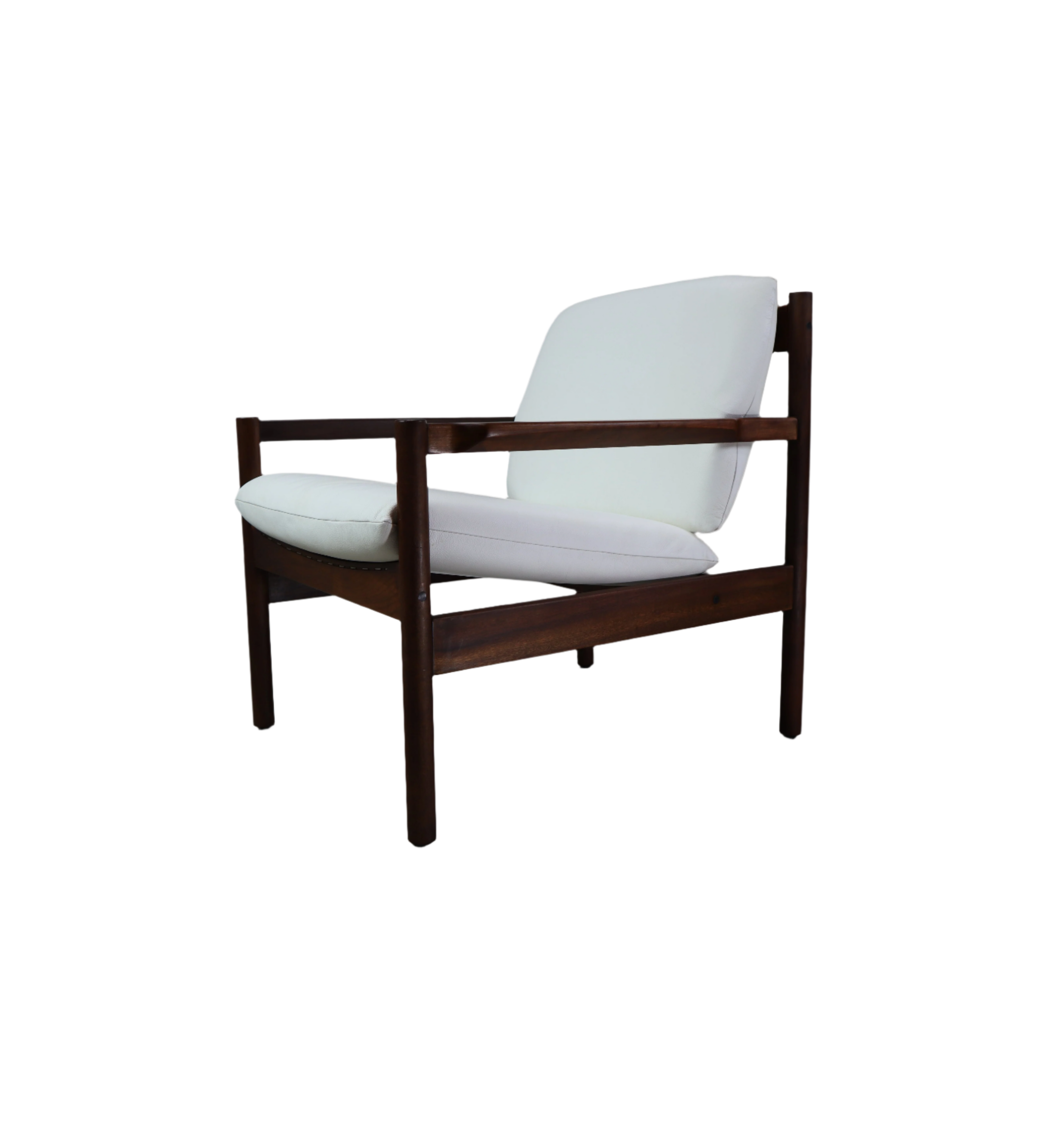 Ouro_Preto_armchair_by_Michel_Arnoult_for_Mobilia_Contempor_nea_Brazil_1958