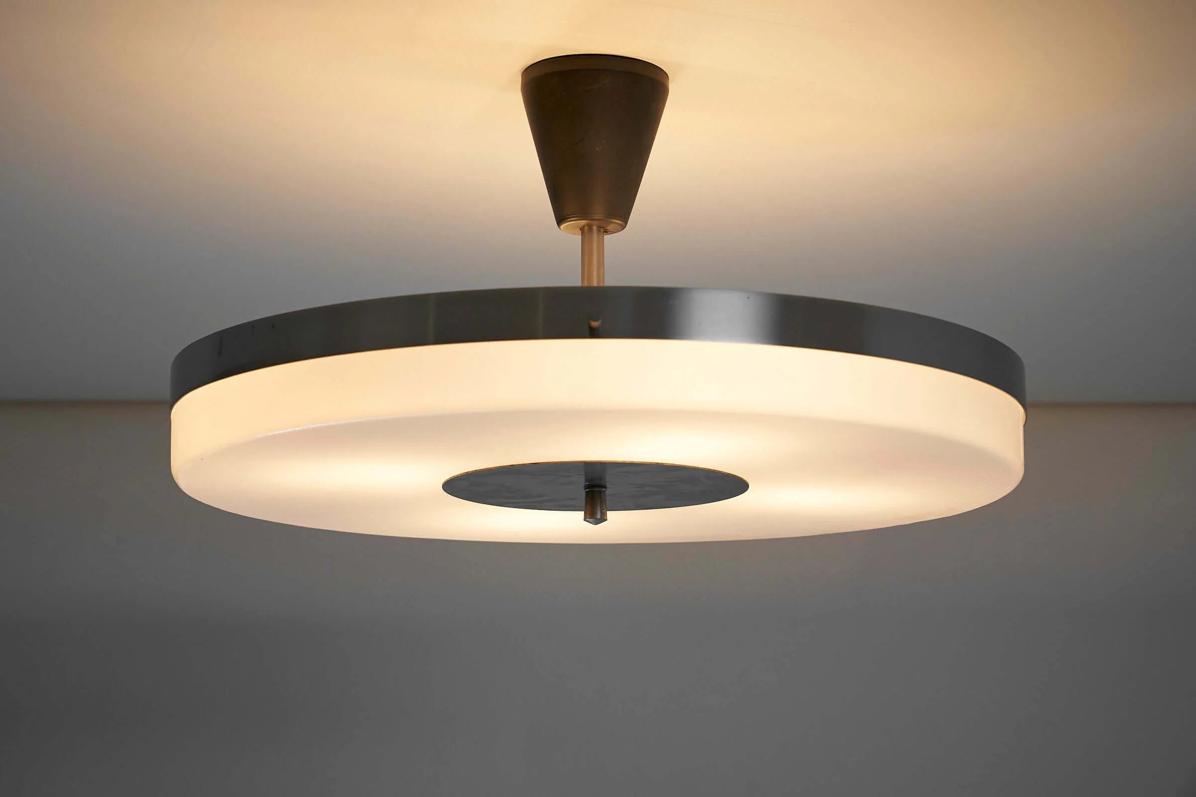 P24_Ceiling_Lamp_Mount_Artiforte