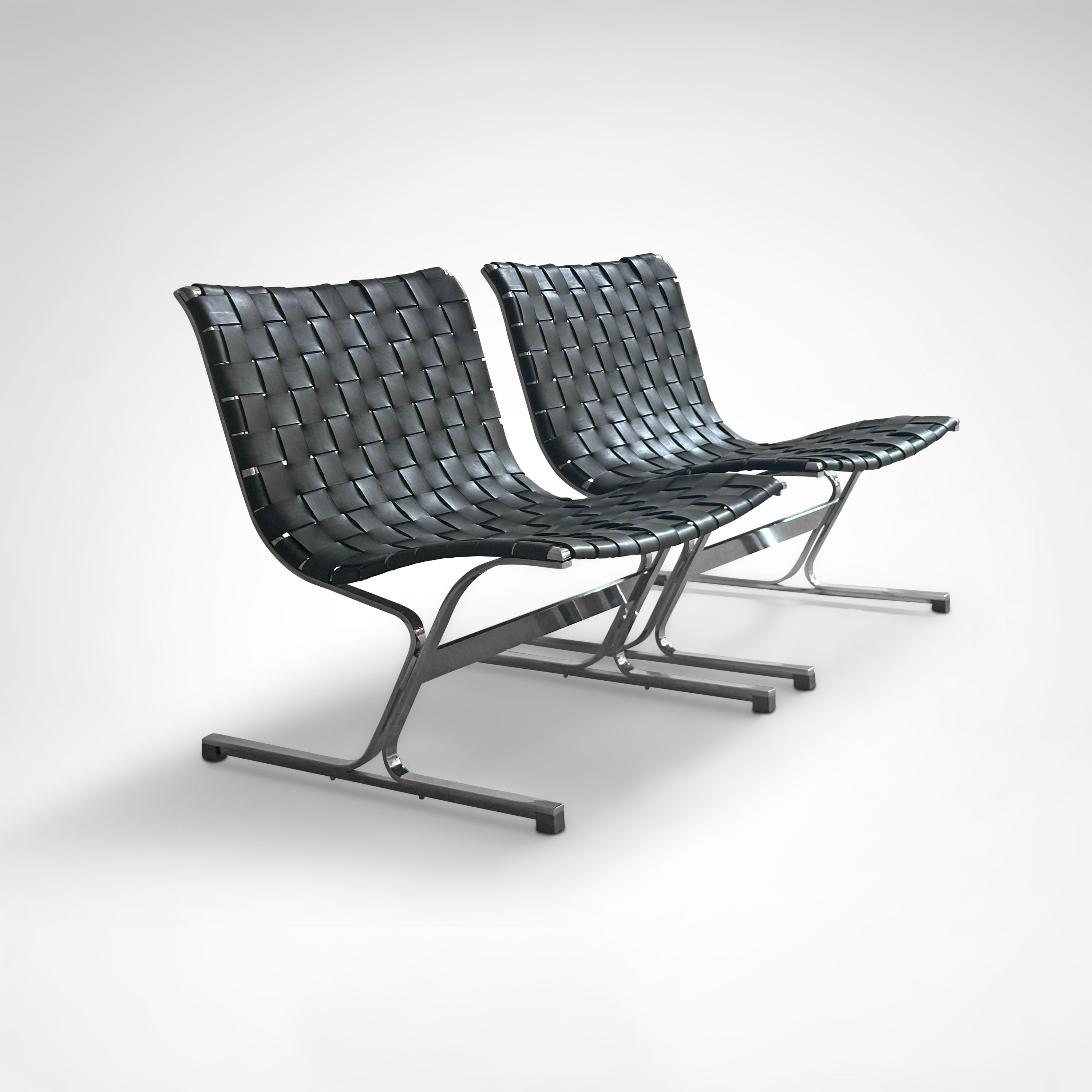PLR1_Luar_lounge_chair_by_Ross_Littell_for_ICF_De_Padova_Italy_1960s,_set_of_2