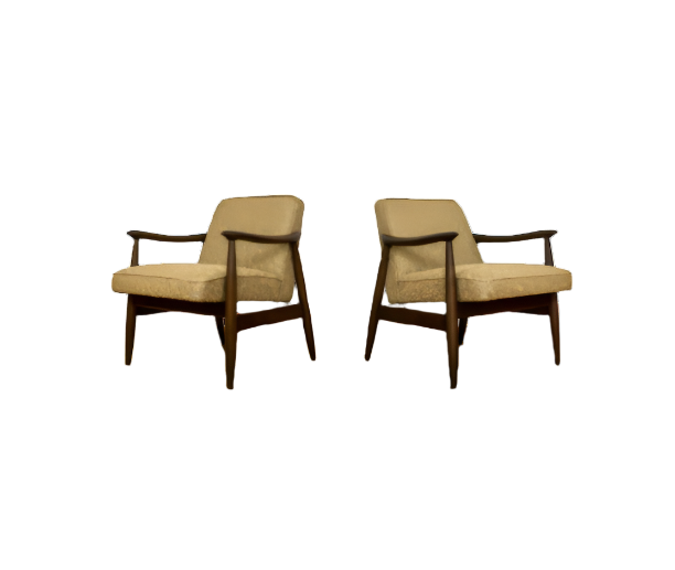 Pair_of_GFM-87_armchairs_by_Juliusz_K_dziorek_GFM_Poland_1960_s