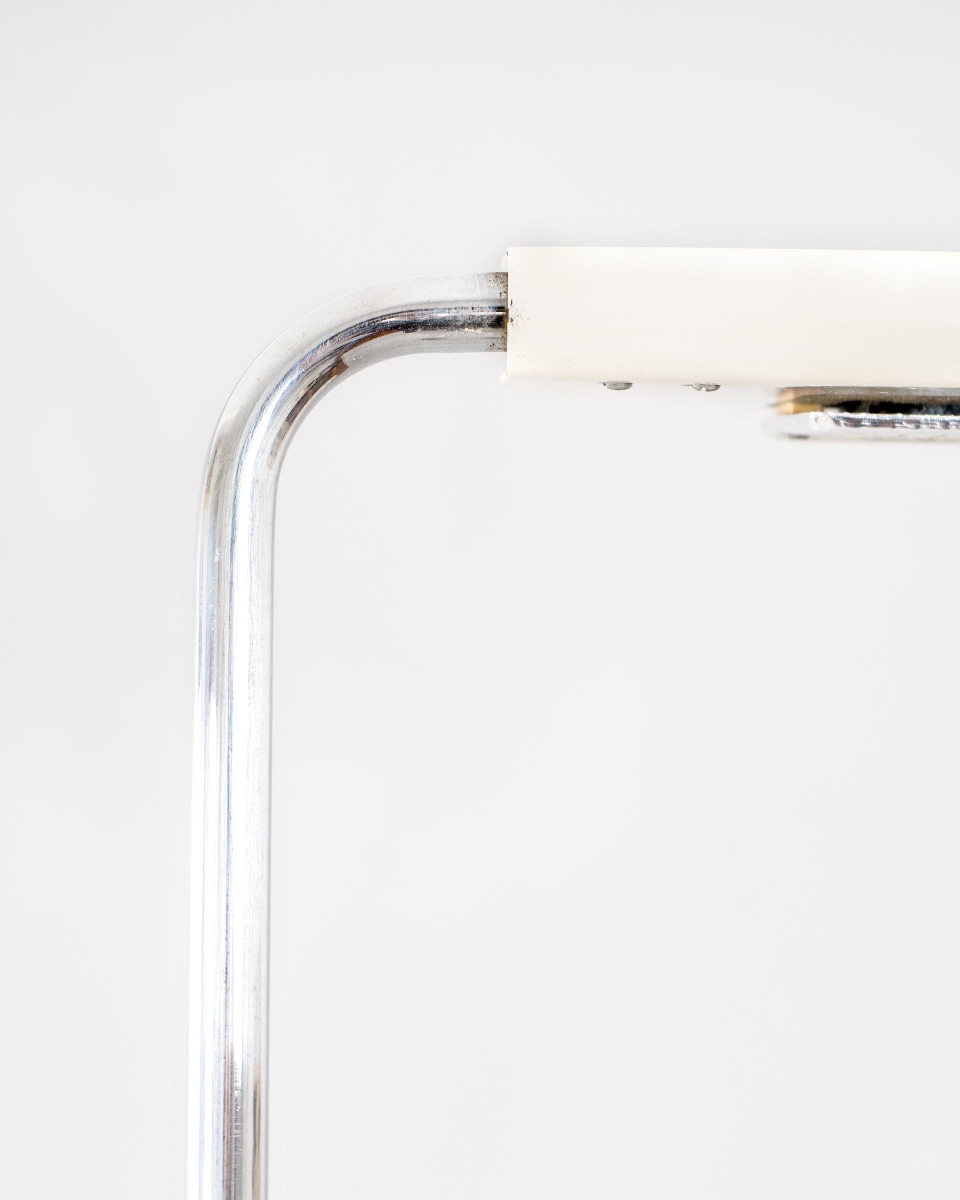Pair_of_Mezza_Luna_Floor_Lamp_by_Bruno_Gecchelin_for_Skipper_Pollux_1974