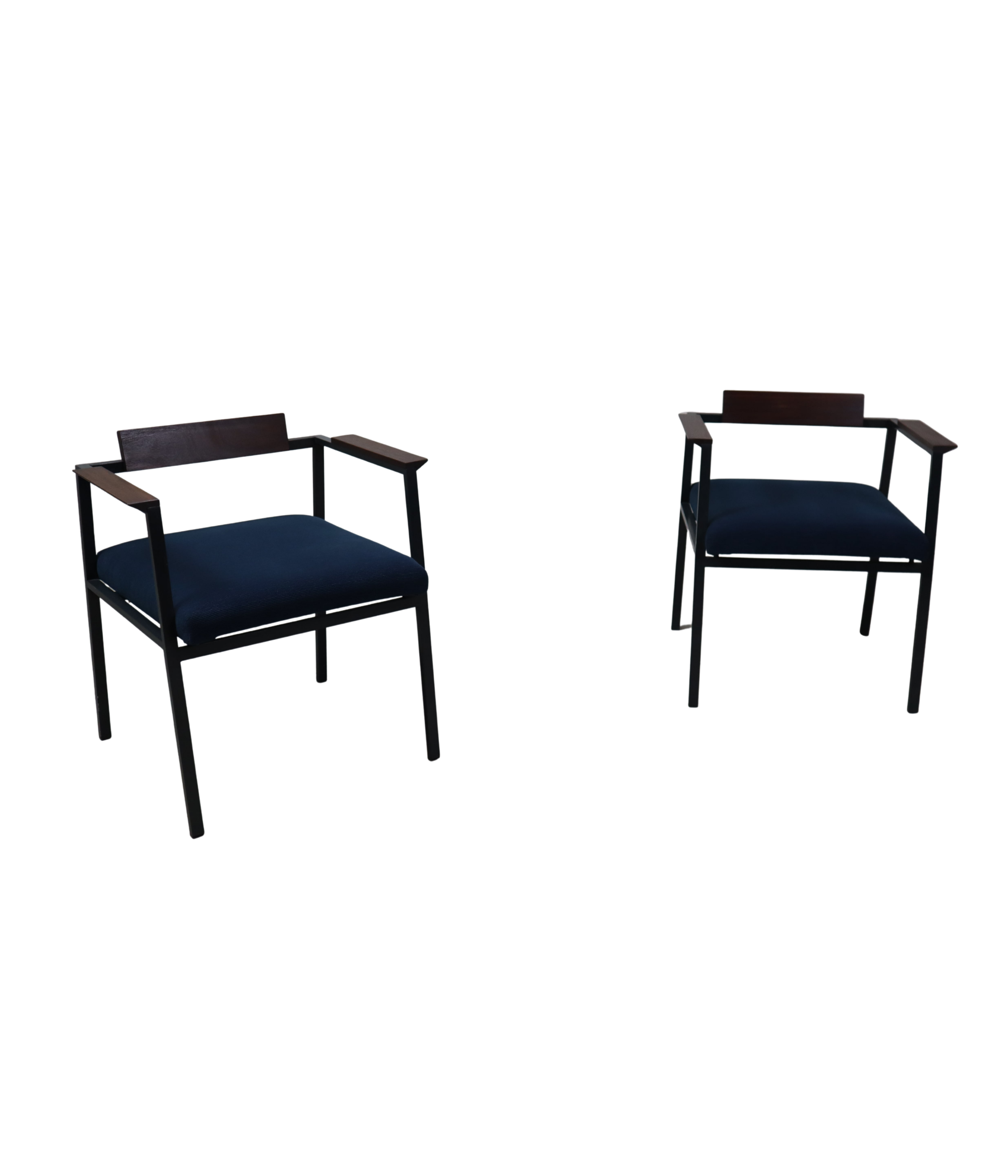 Pair_of_Postmodern_armchairs_in_steel_and_mahogany,_1970s