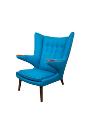 Papa_Bear_Chair_by_Hans_Wegner_for_PP_Mobler