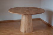 Pedestal_Table_in_Wild_Oak_with_Patchwork_Inlays