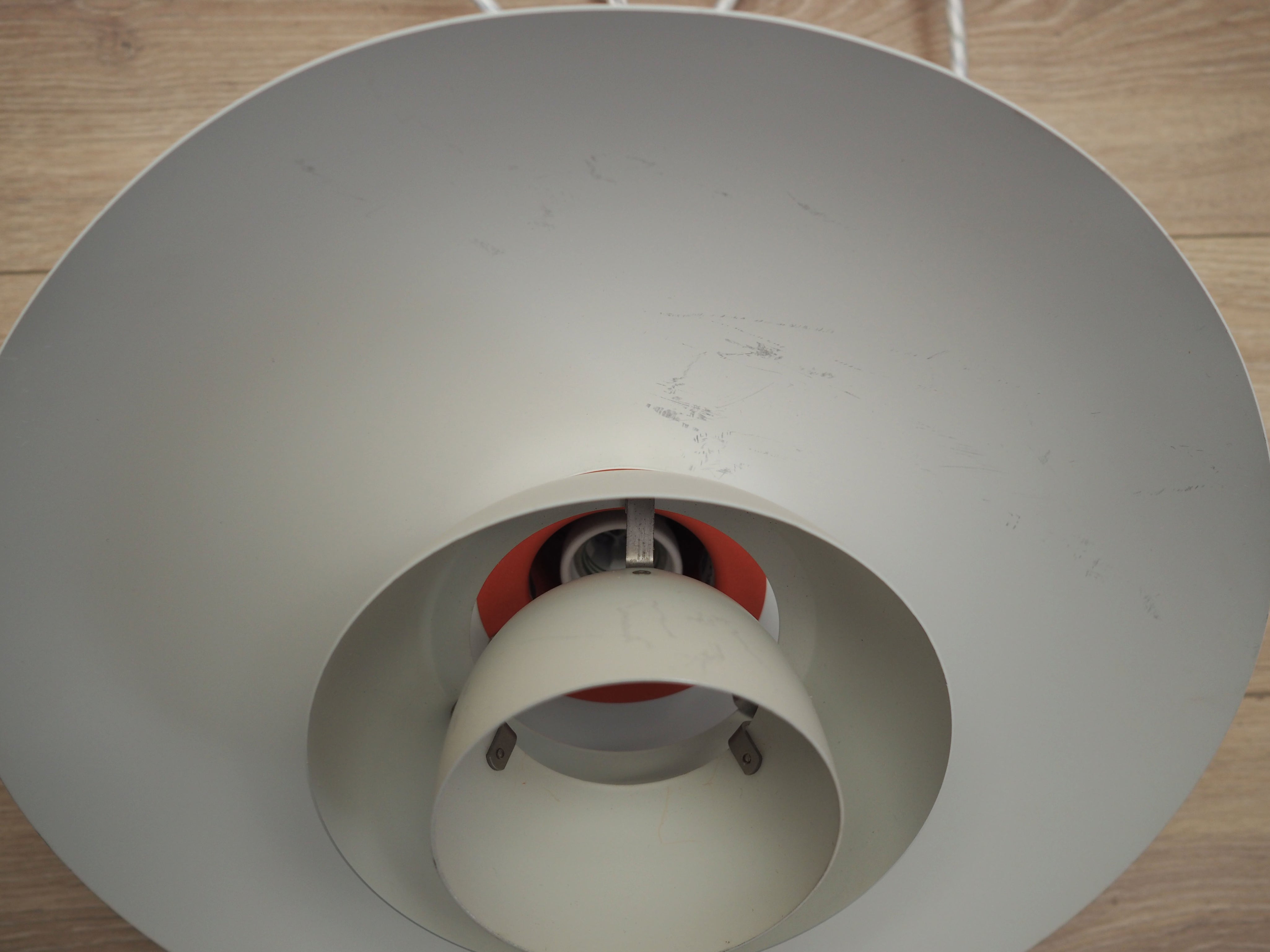 Pendant_lamp_Danish_design_1960s_designer_Poul_Henningsen_manufacturer_Louis_Poulsen