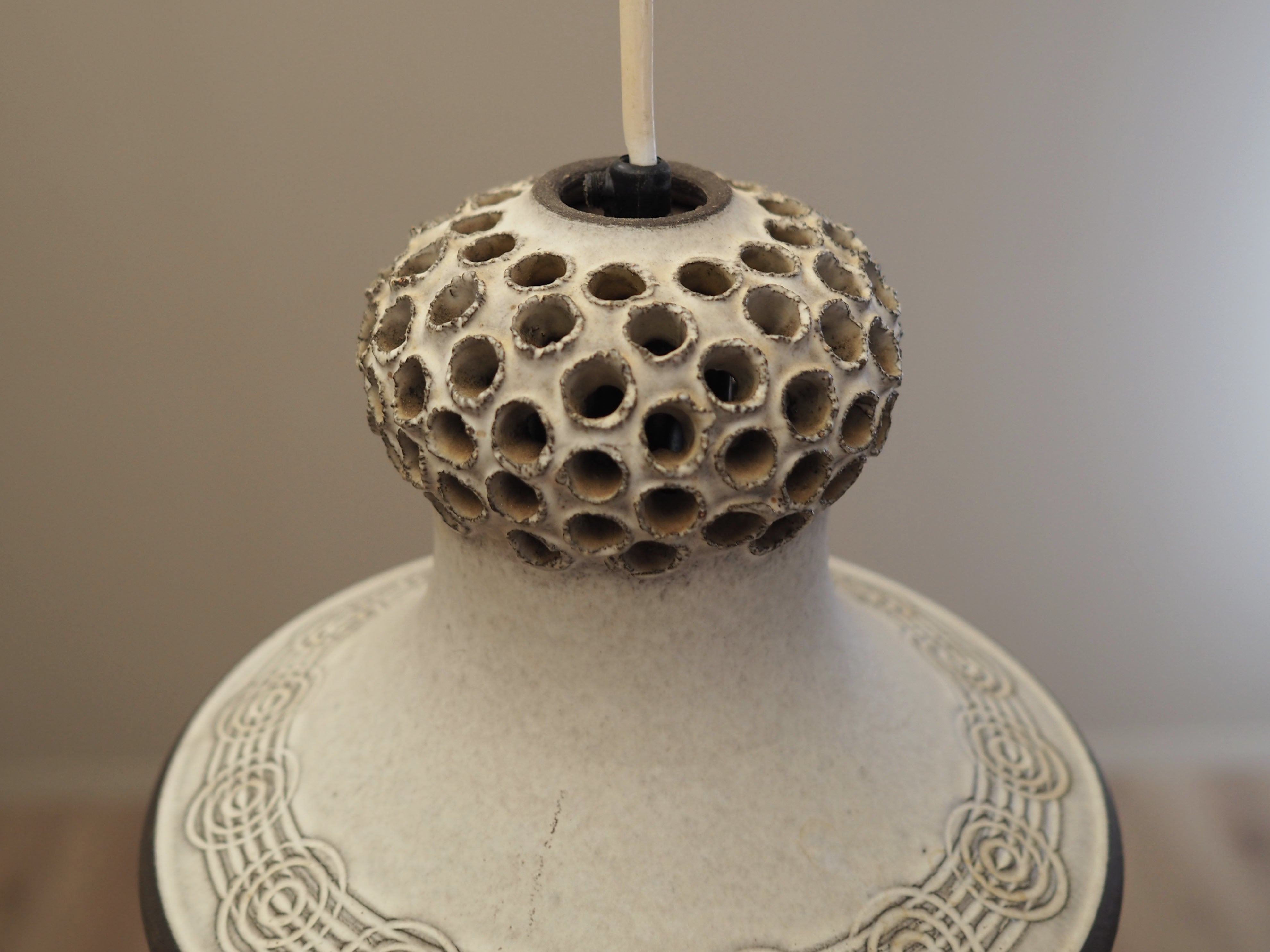Pendant_lamp_Danish_design_from_1960s_production_Denmark