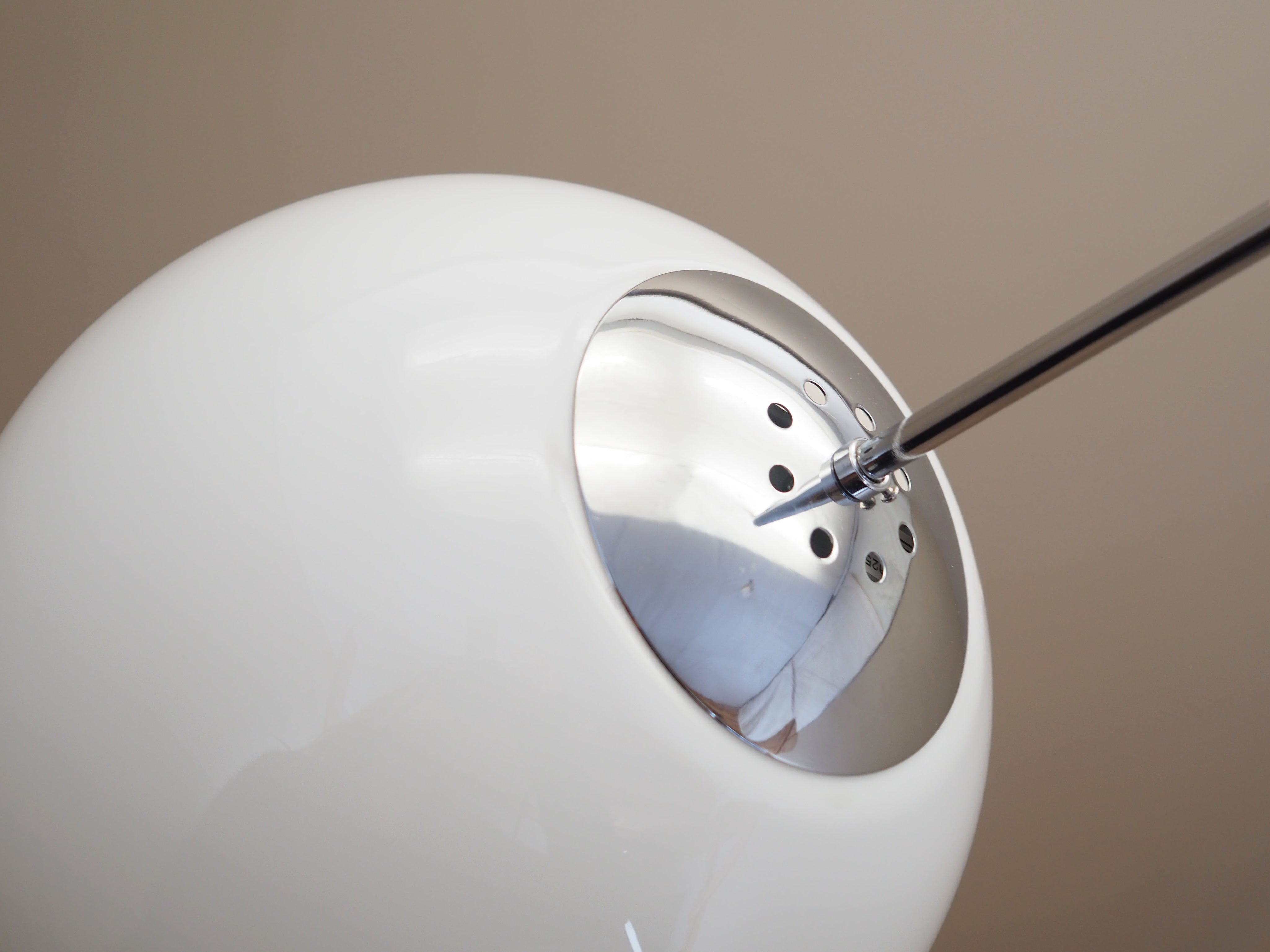 Pendant_lamp_Danish_design_from_1970s_production_Denmark