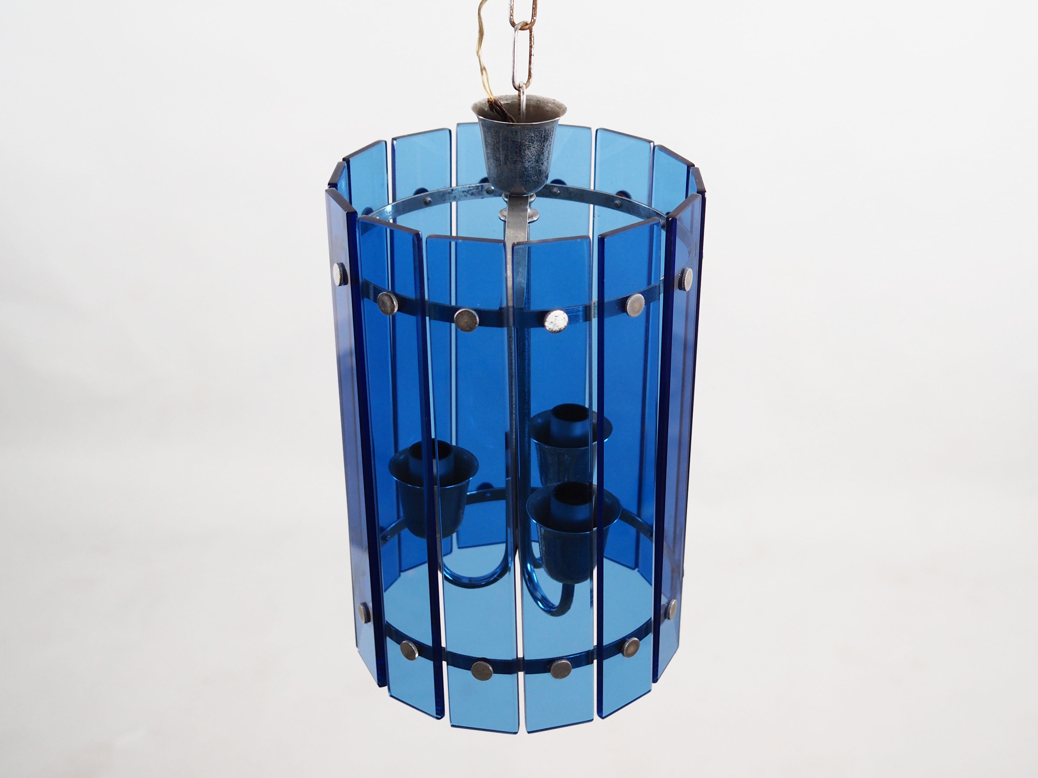 Pendant_lamp_Italian_design_1970s_production_Italy