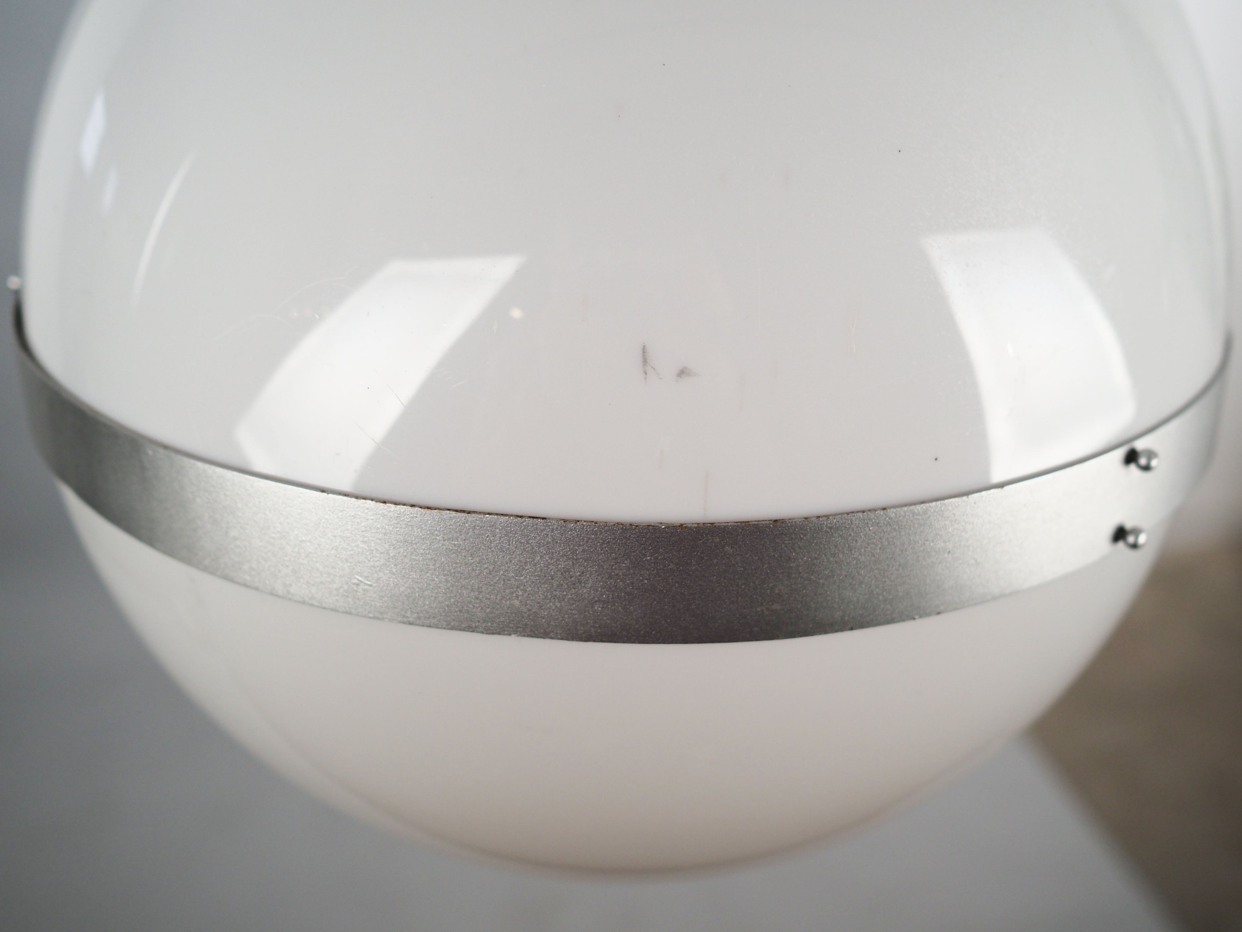 Pendant_lamp_Italian_design_from_1970s_production_Italy