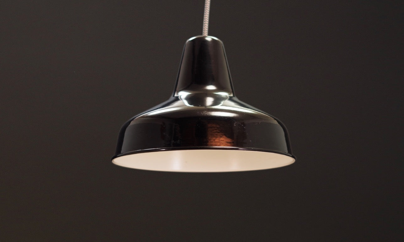 Pendant_lamp_in_Danish_design_from_1960s_production_Denmark