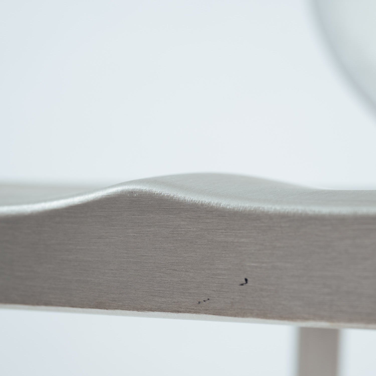 Philippe_Starck_Kong_one_arm_aluminium_barstool,1980s
