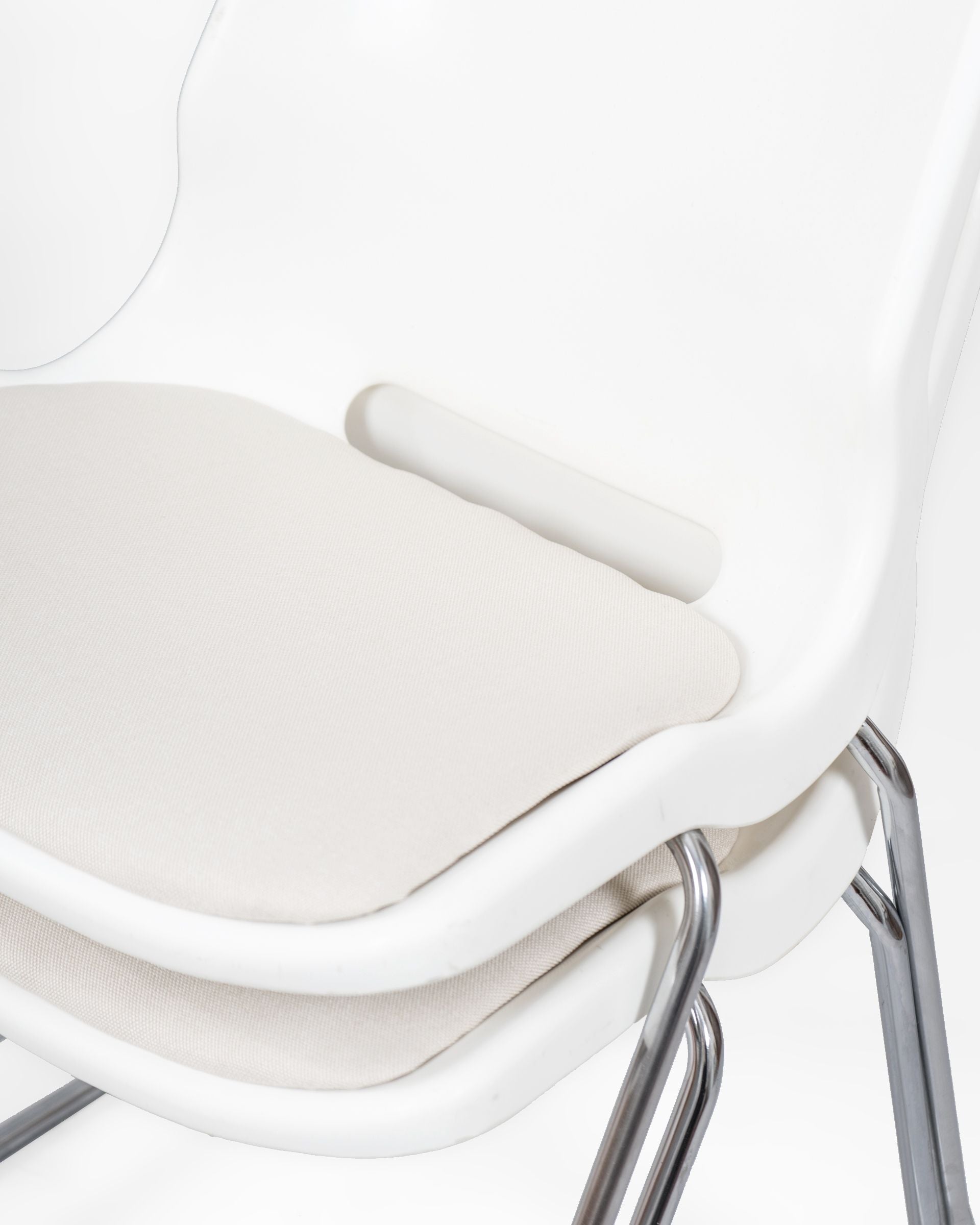 Plastic_and_Steel_Chair_by_Svante_Sch_blom_for_OVERMAN_Sweden_1960