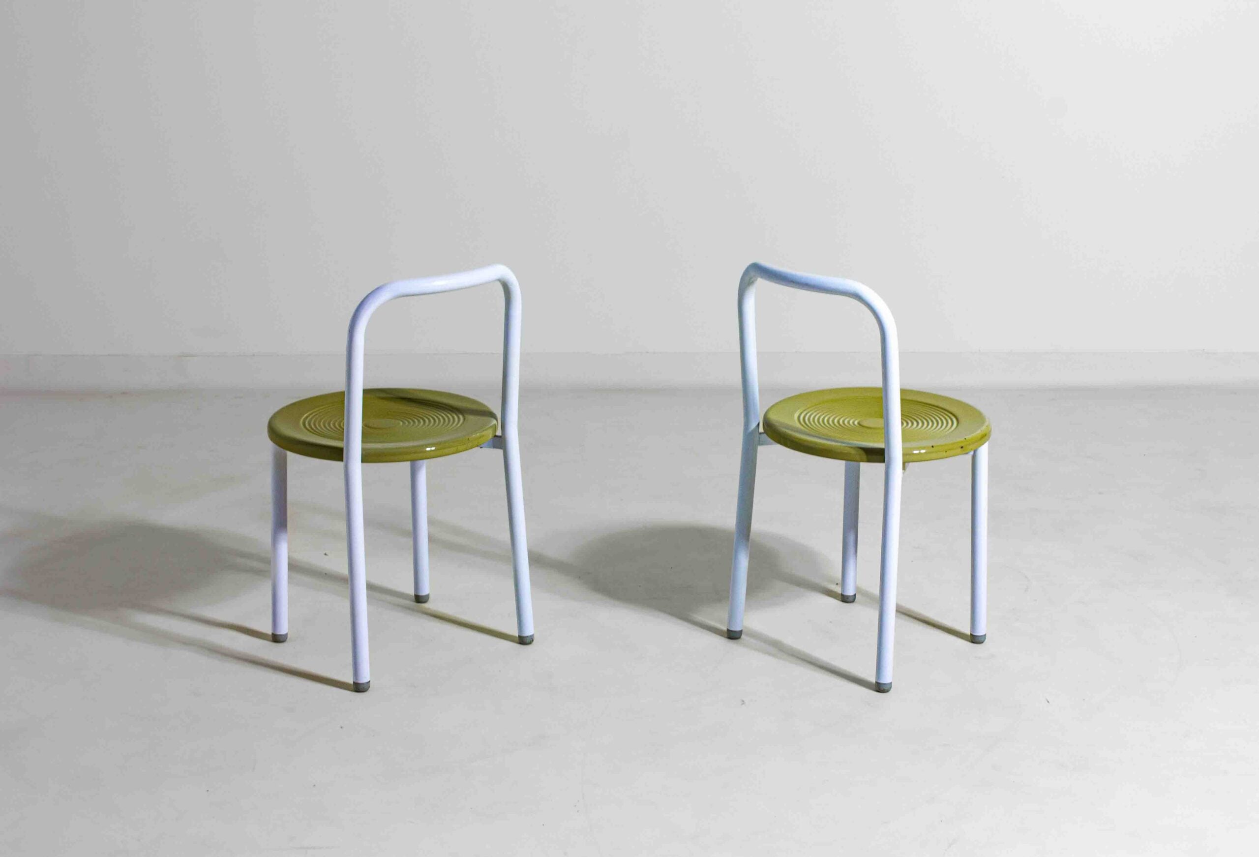 Set_of_4_Postmodern_Metal_Chairs_from_1980s_Italy