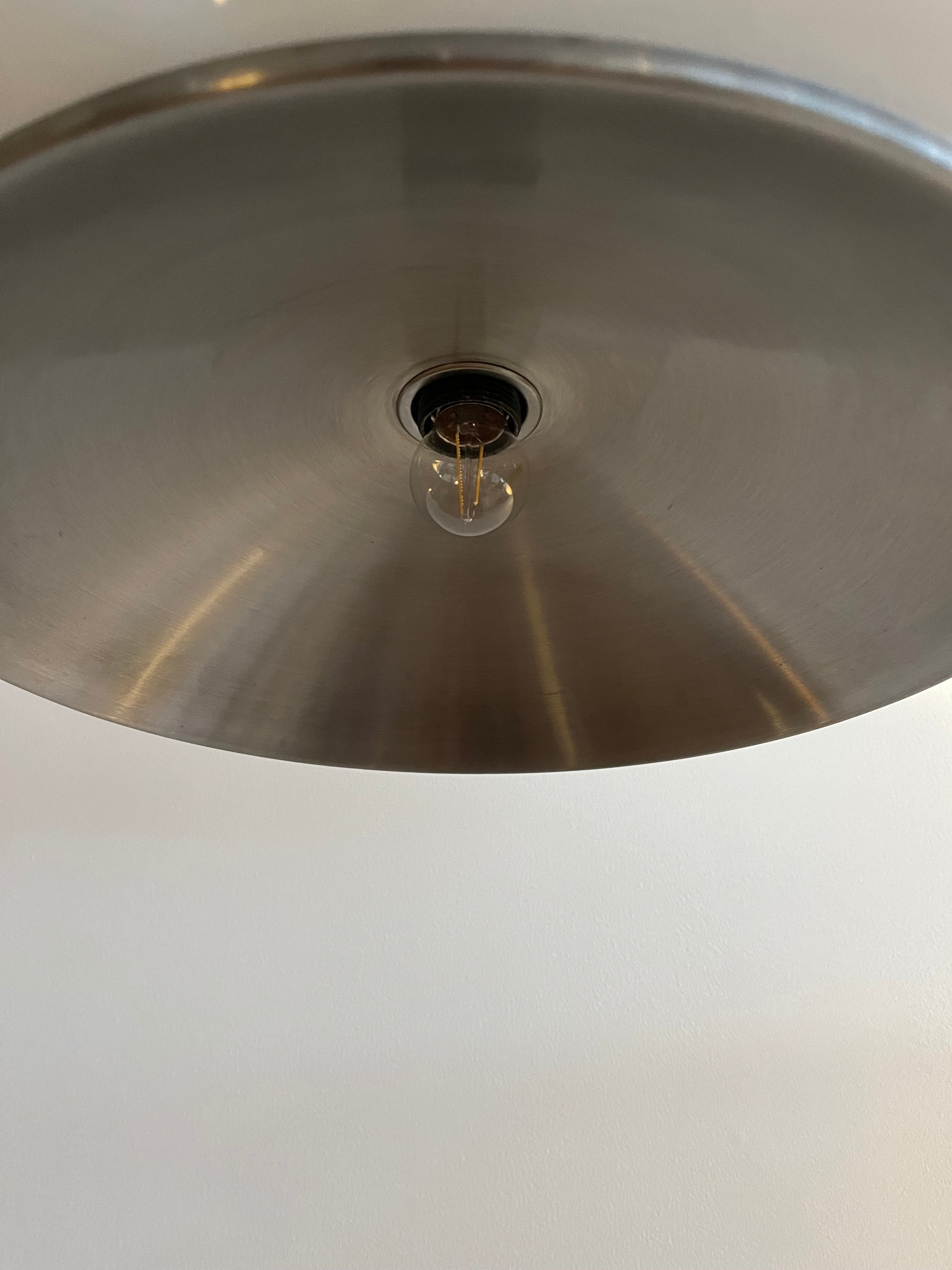 Quadrifoglio_pendant_lamp_by_Massoni_Aulenti_for_Harvey_Guzzini