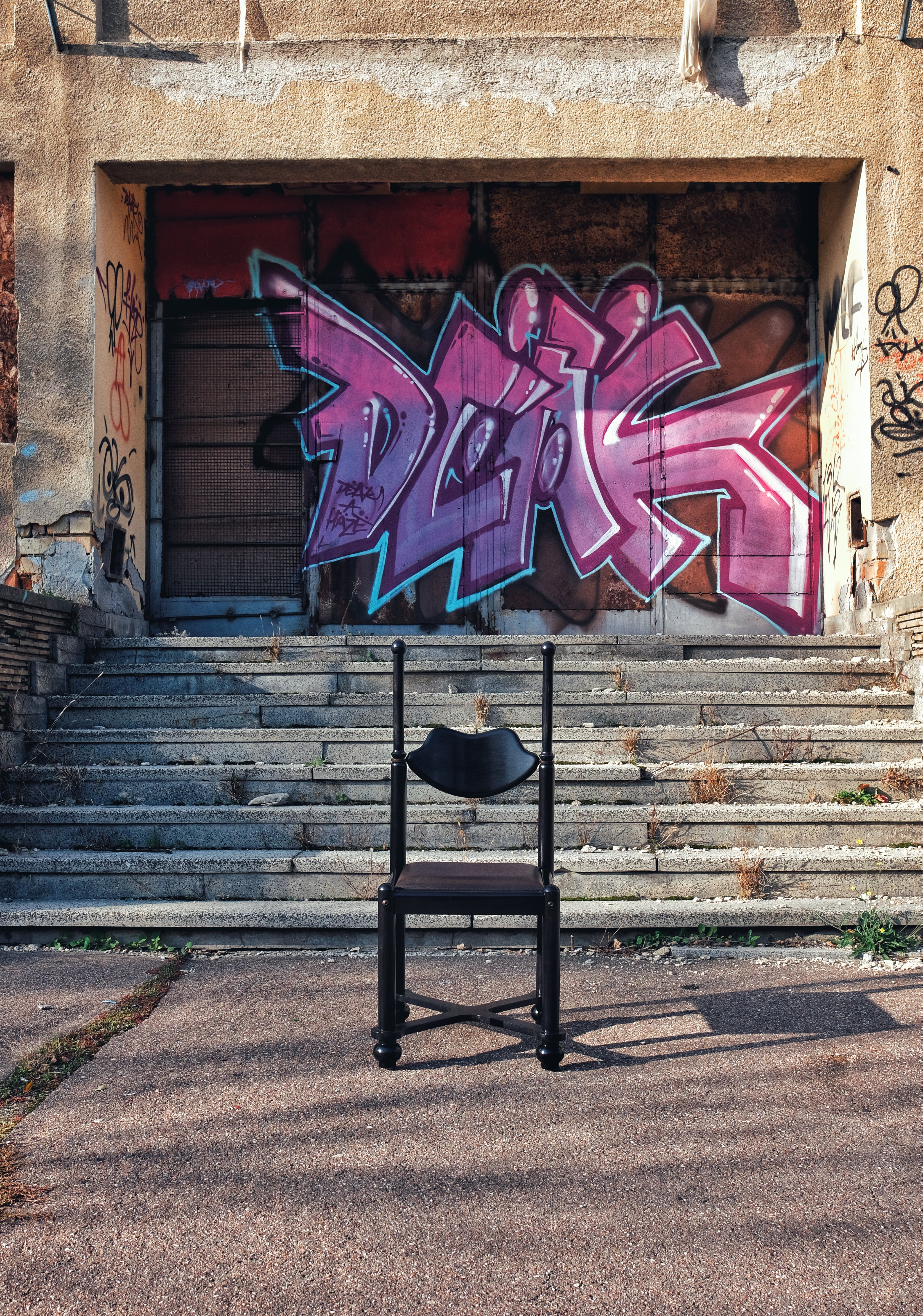 Rare_Akos_Belloni_postmodern_chair