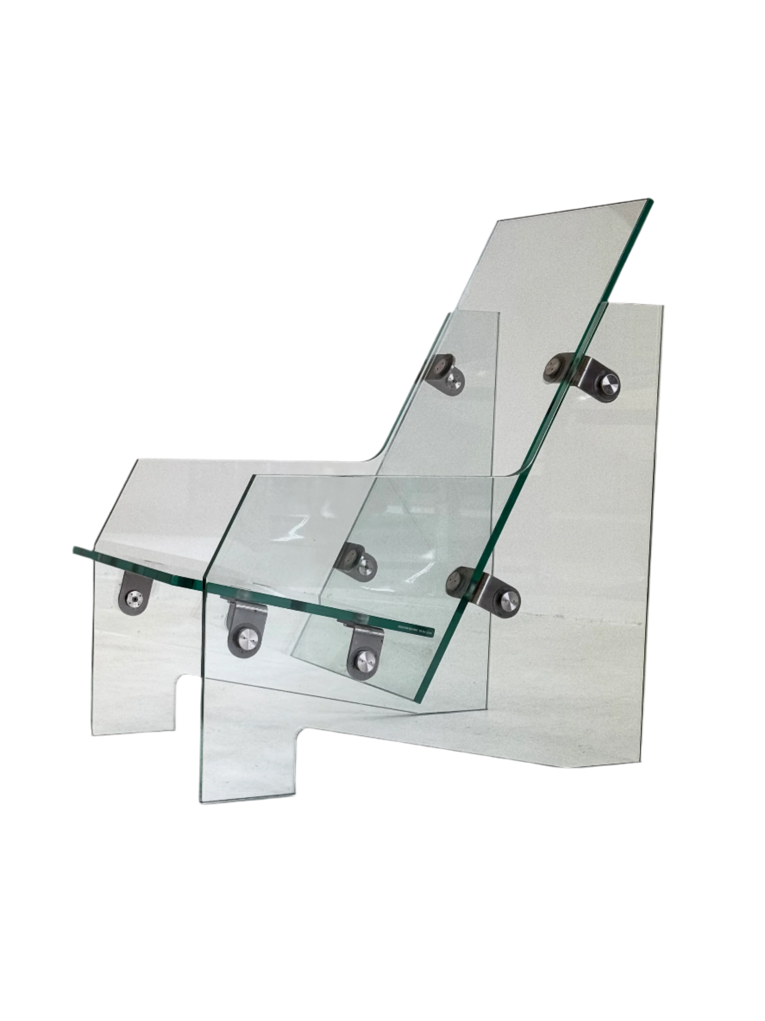 Rare_design_chair_made_entirely_of_tempered_glass