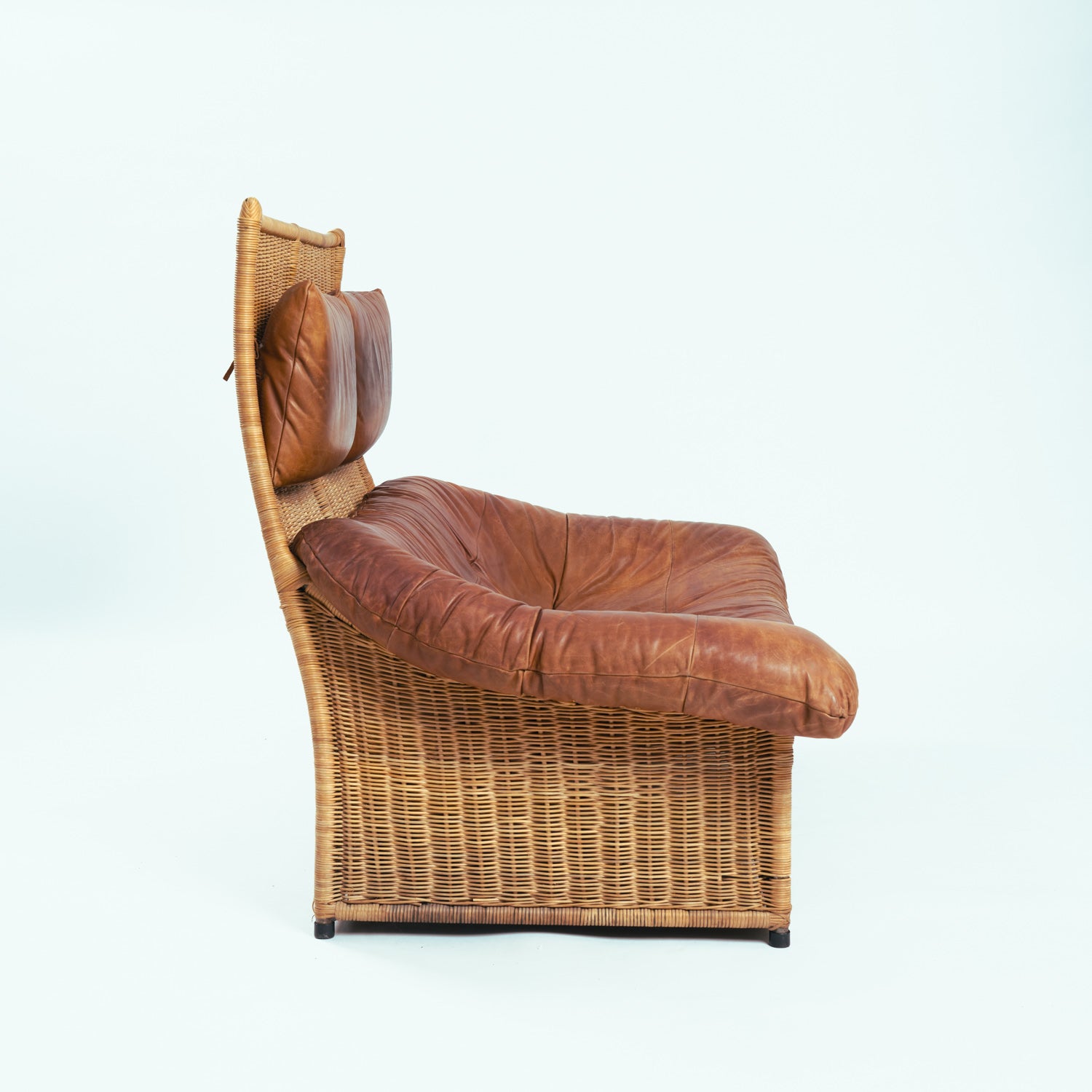 Rattan_Leather_Rock_Sofa_by_Gerard_Van_Den_Berg_for_Montis,_The_Netherlands_1970s