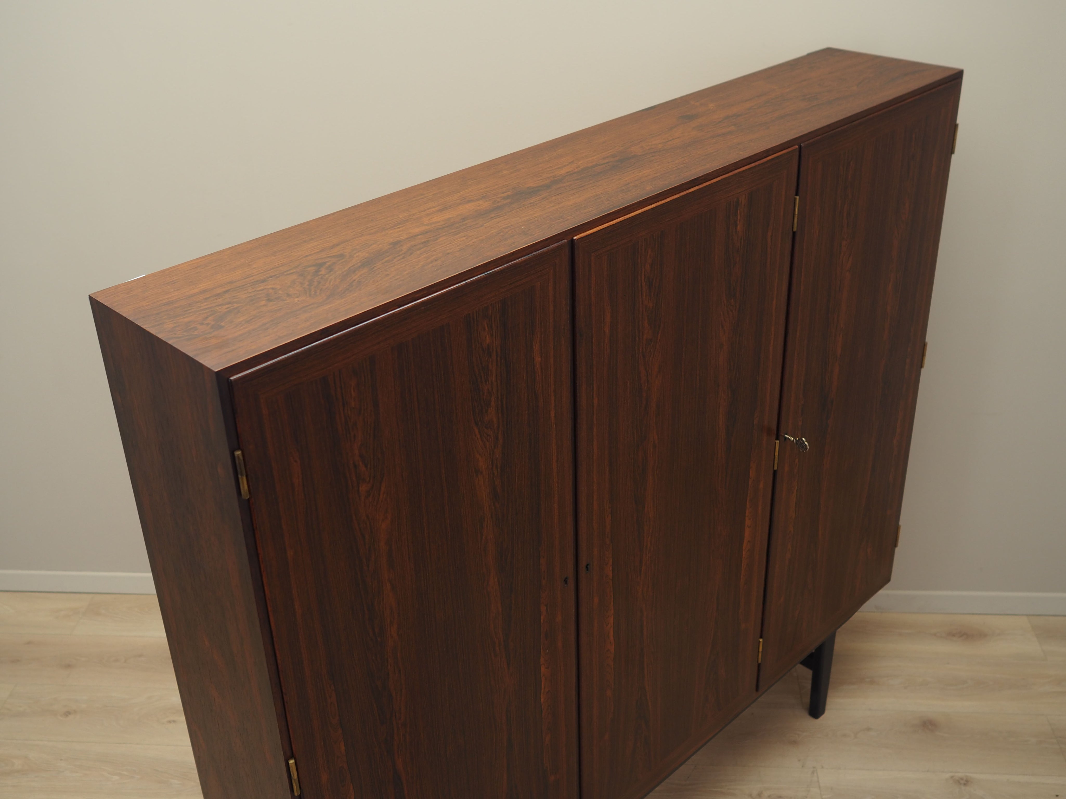 Rosewood_bookcase_Danish_design_1960s_designer_Kai_Winding