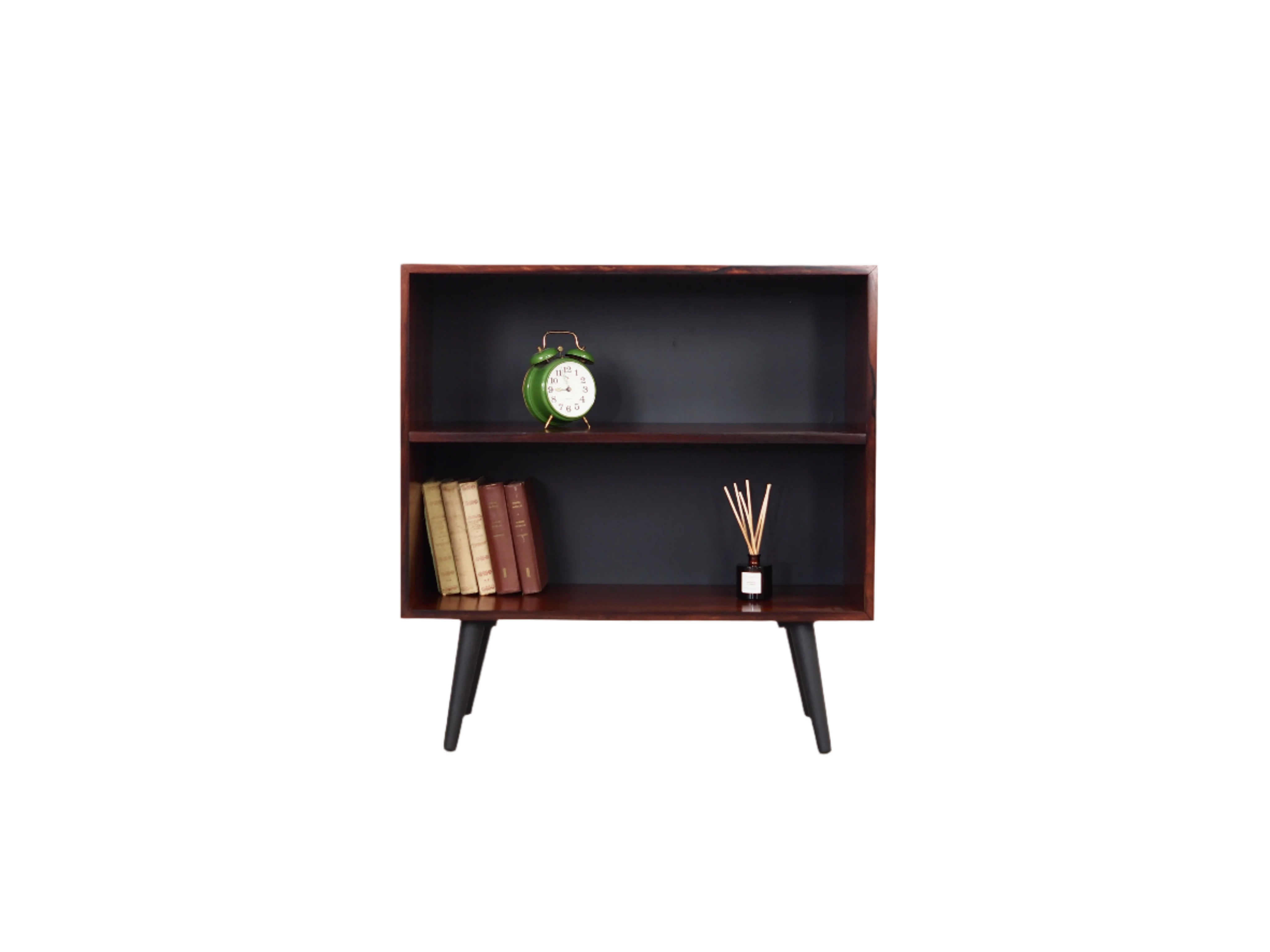 Rosewood_bookcase_Danish_design_1970s_production_Denmark