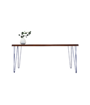 Rosewood_desk_in_Danish_design_1970s_production_Denmark
