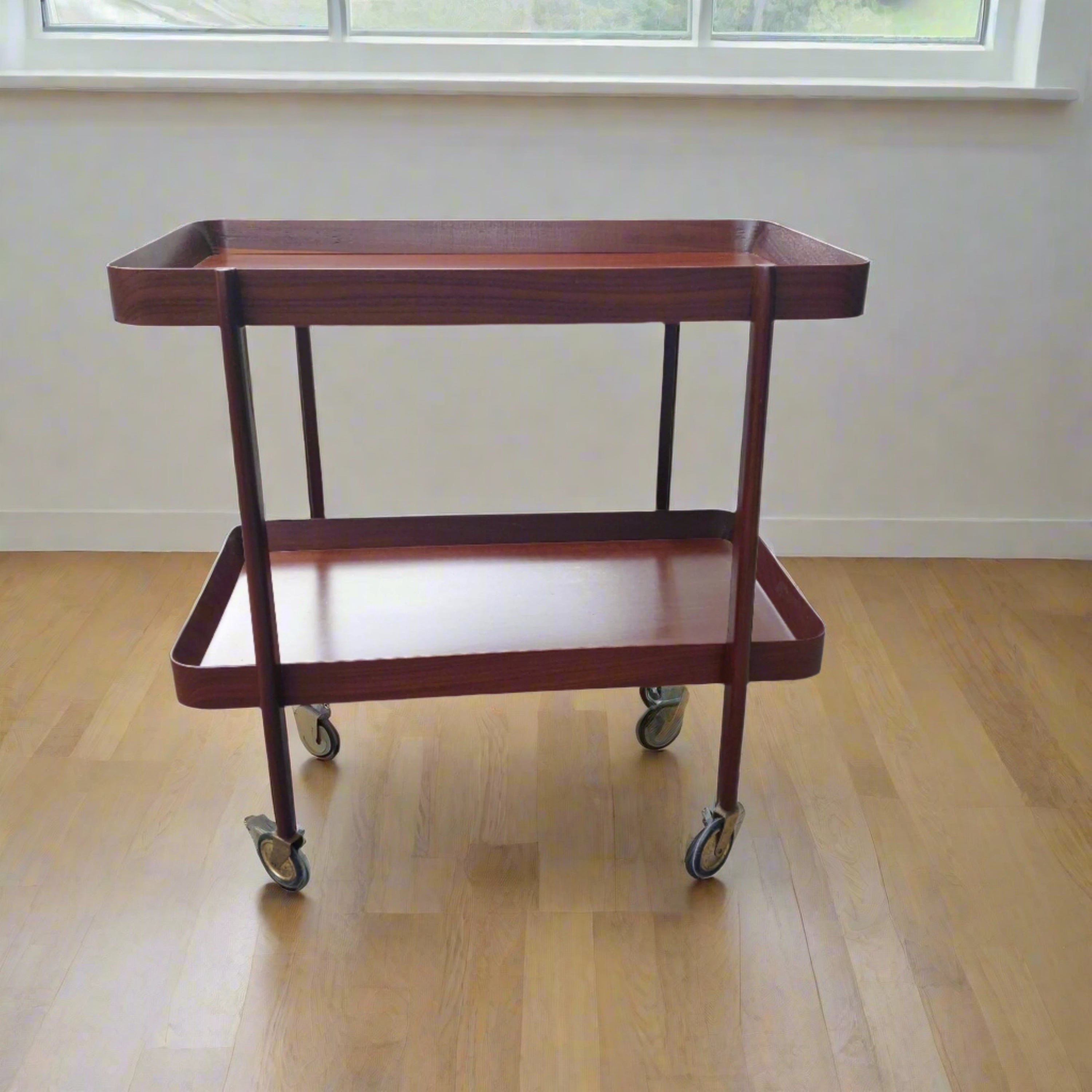 Scandinavian_Style_Mid_Century_Teak_Drinks_Trolley
