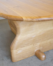 Sculptural_Dining_Table_in_Oak_Wood