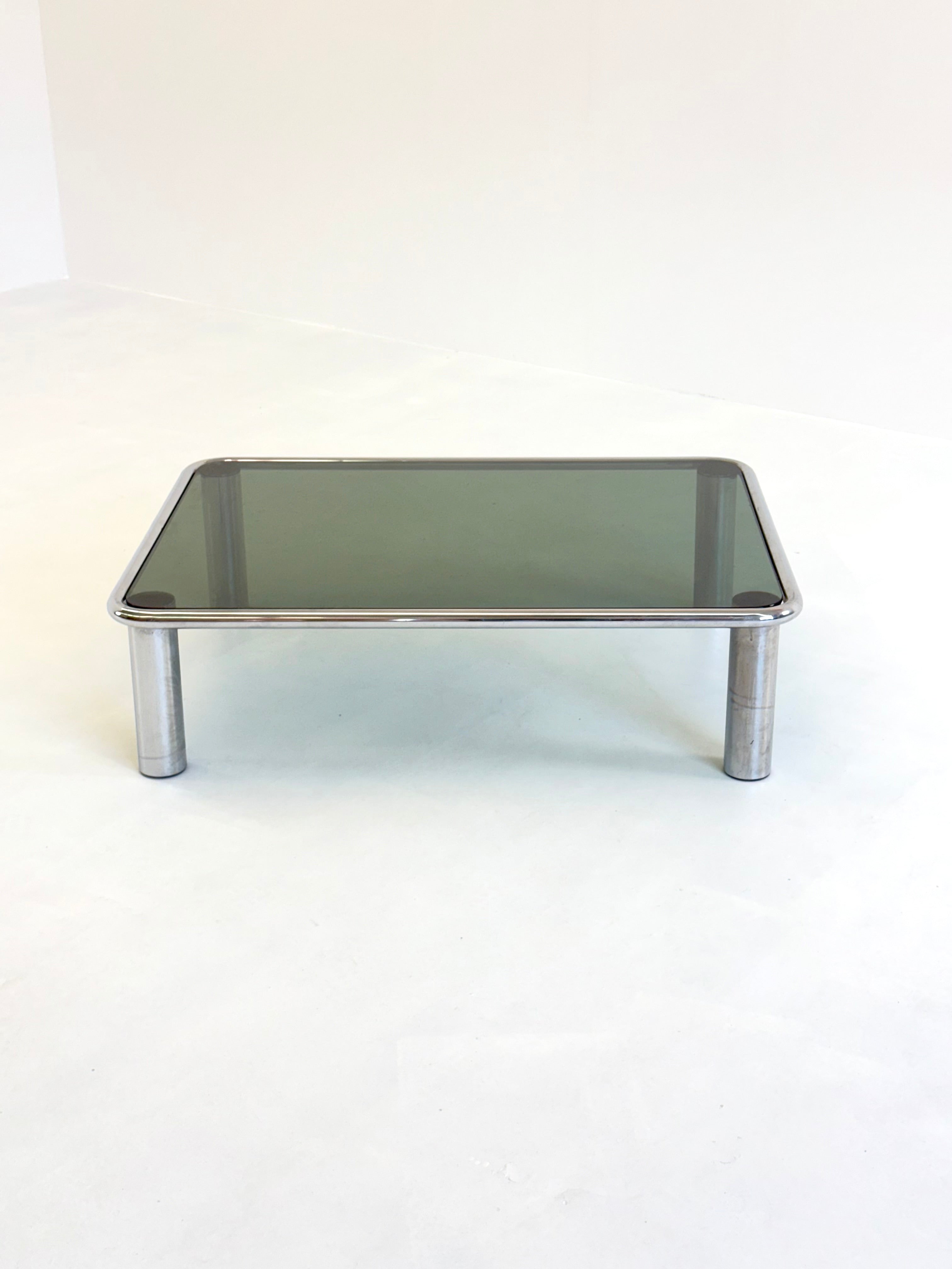 Sesann_coffee_table_by_Gianfranco_Frattini_for_Cassina