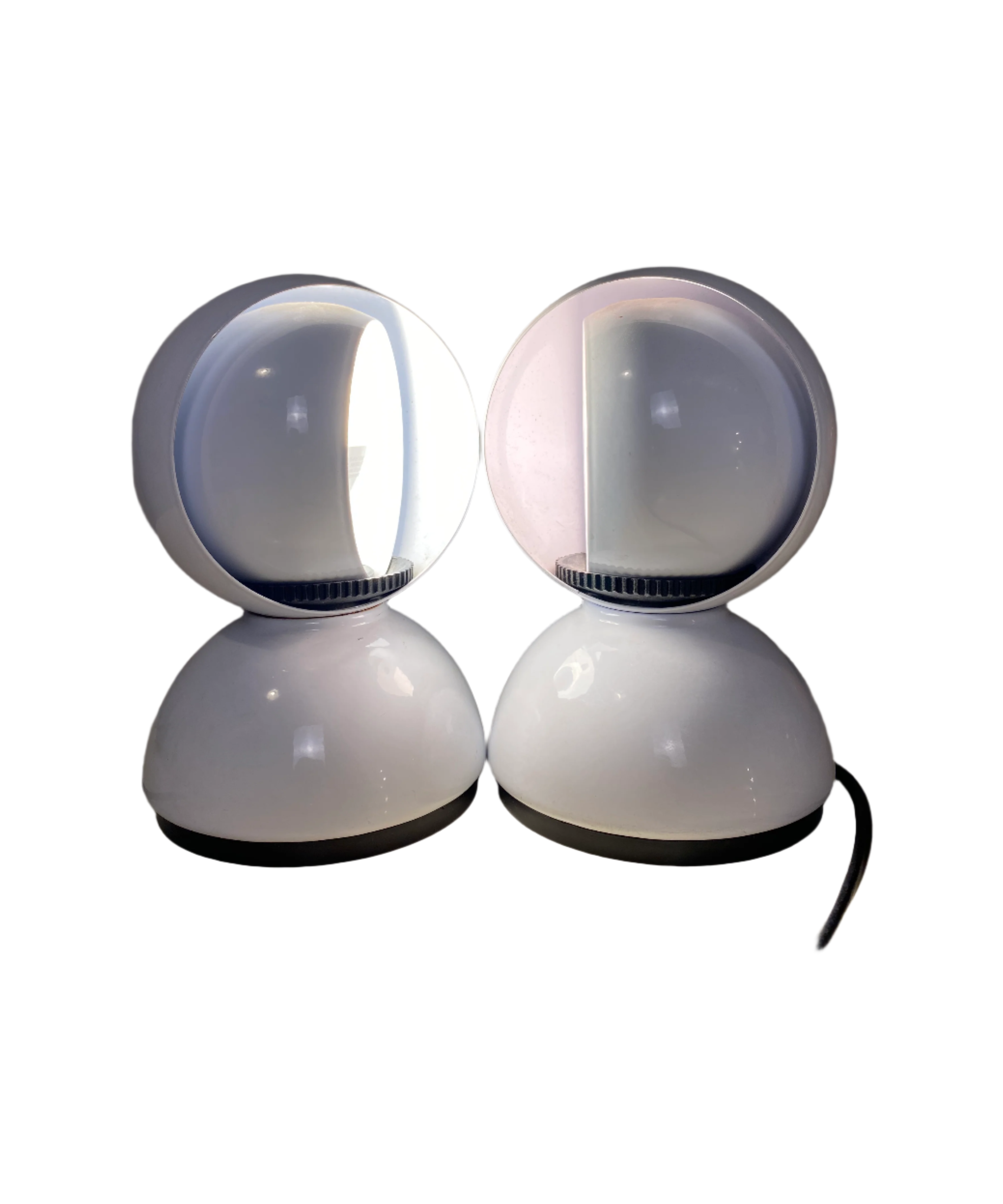 Set_of_2_Eclipse_Table_Lamps_by_Vico_Magistretti