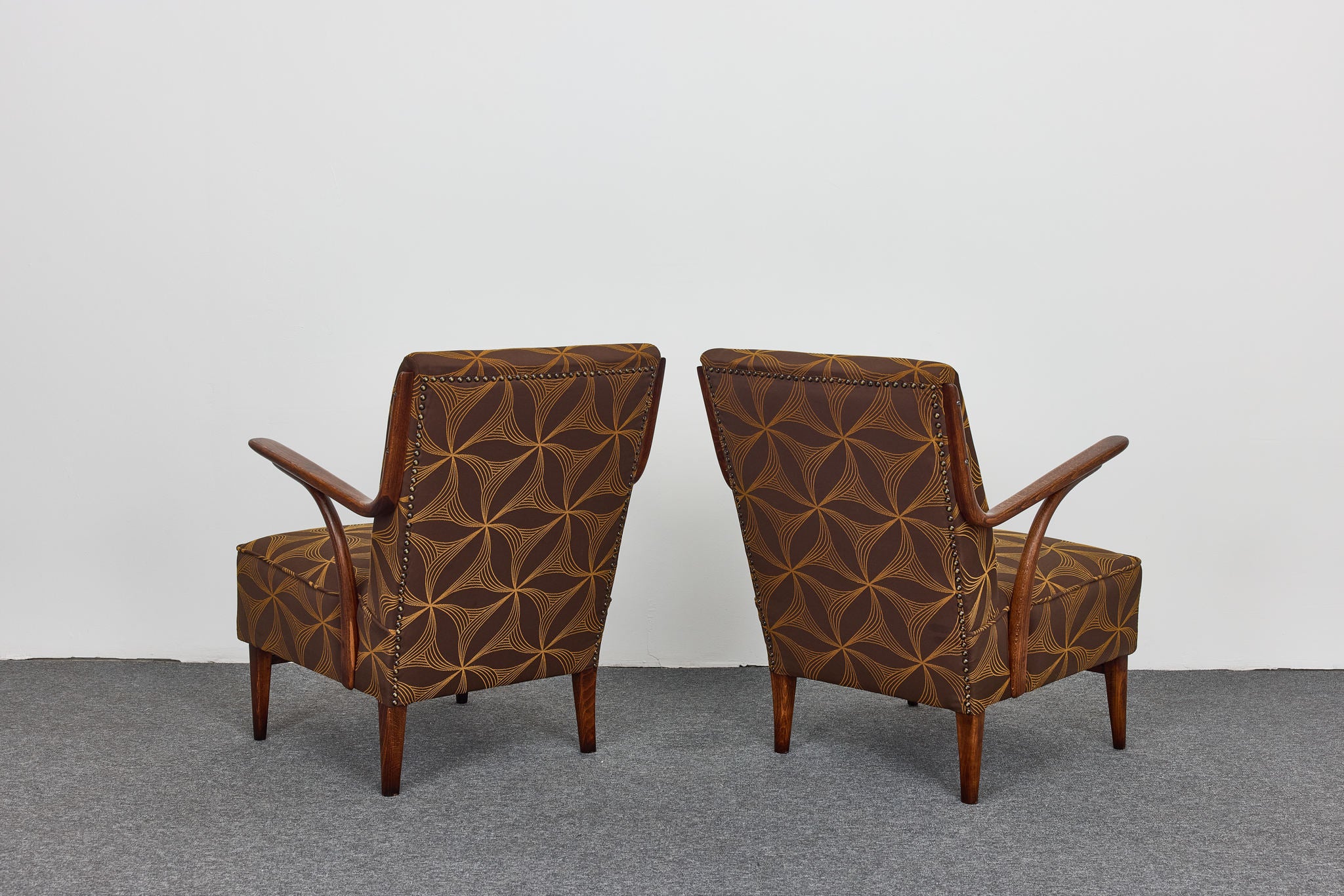 Set_of_2_Mid-Century_Armchairs_by_J_zsef_Peresztegi_Hungary_1957