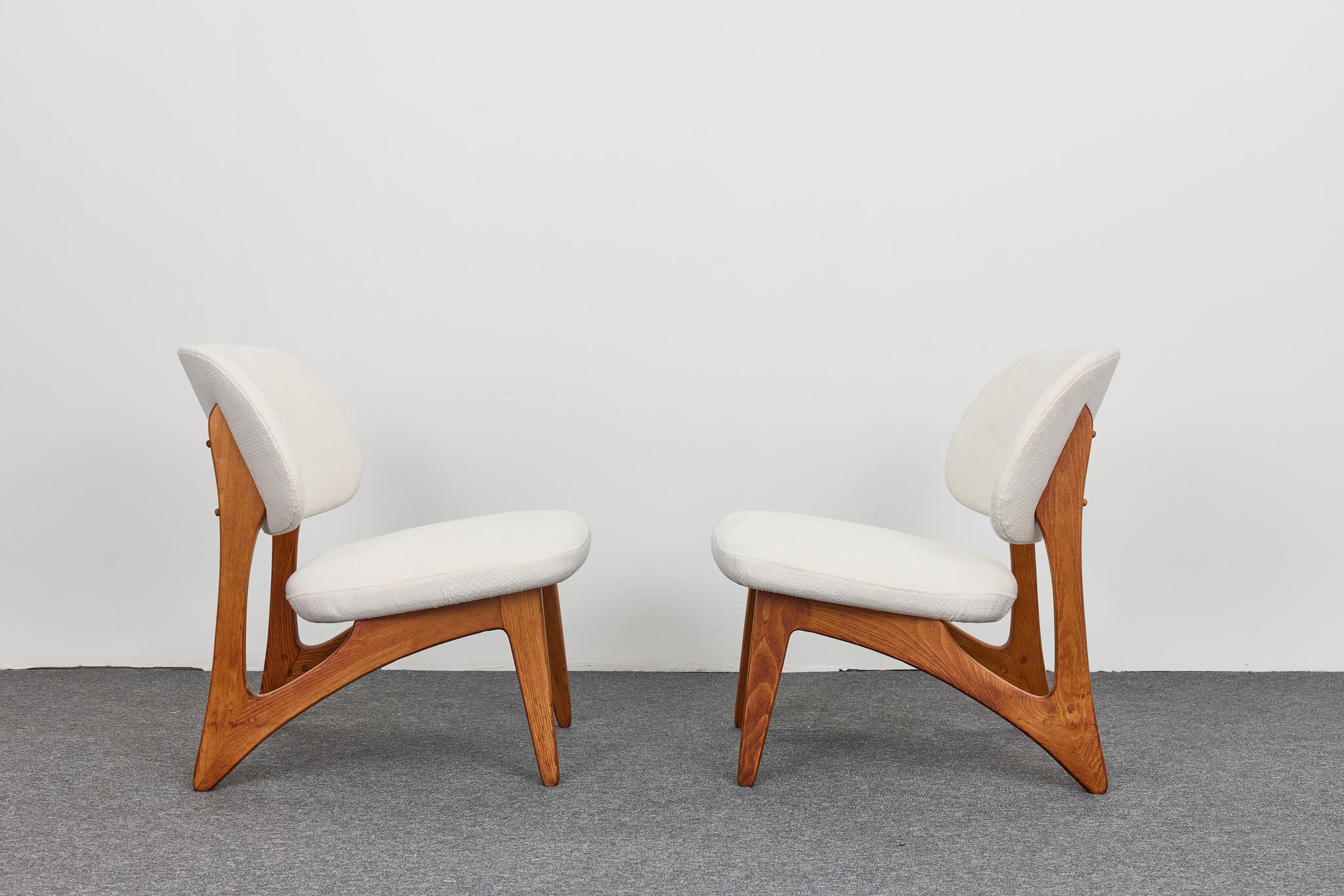 Set_of_2_Mid-Century_Buen_Lounge_Chairs_by_Fredrik_A._Kayser_for_Skeie_Co._Norway_1957