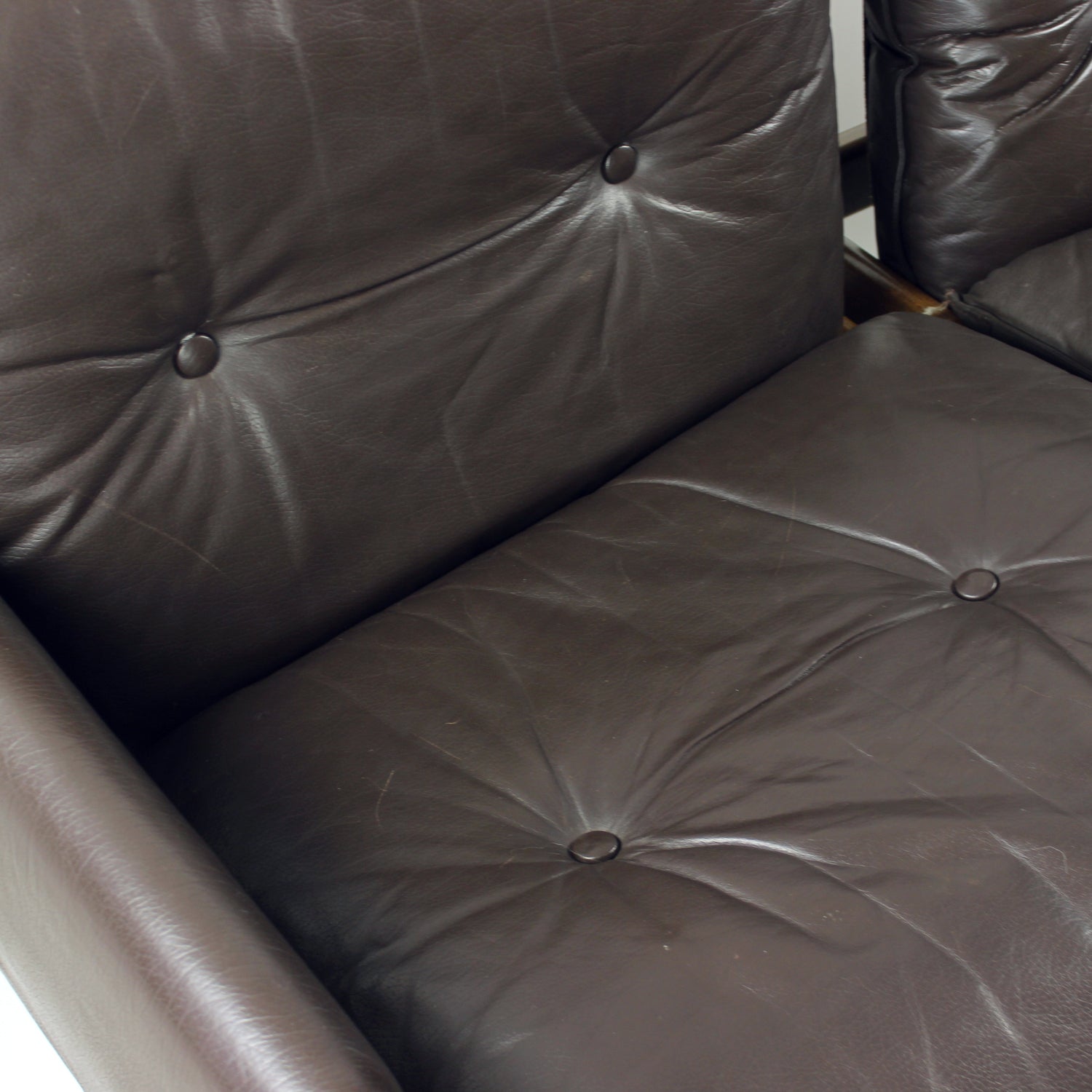 Set_of_2_Sofa_in_Walnut_And_Leather_By_Boris_H_la_For_Ton_1986