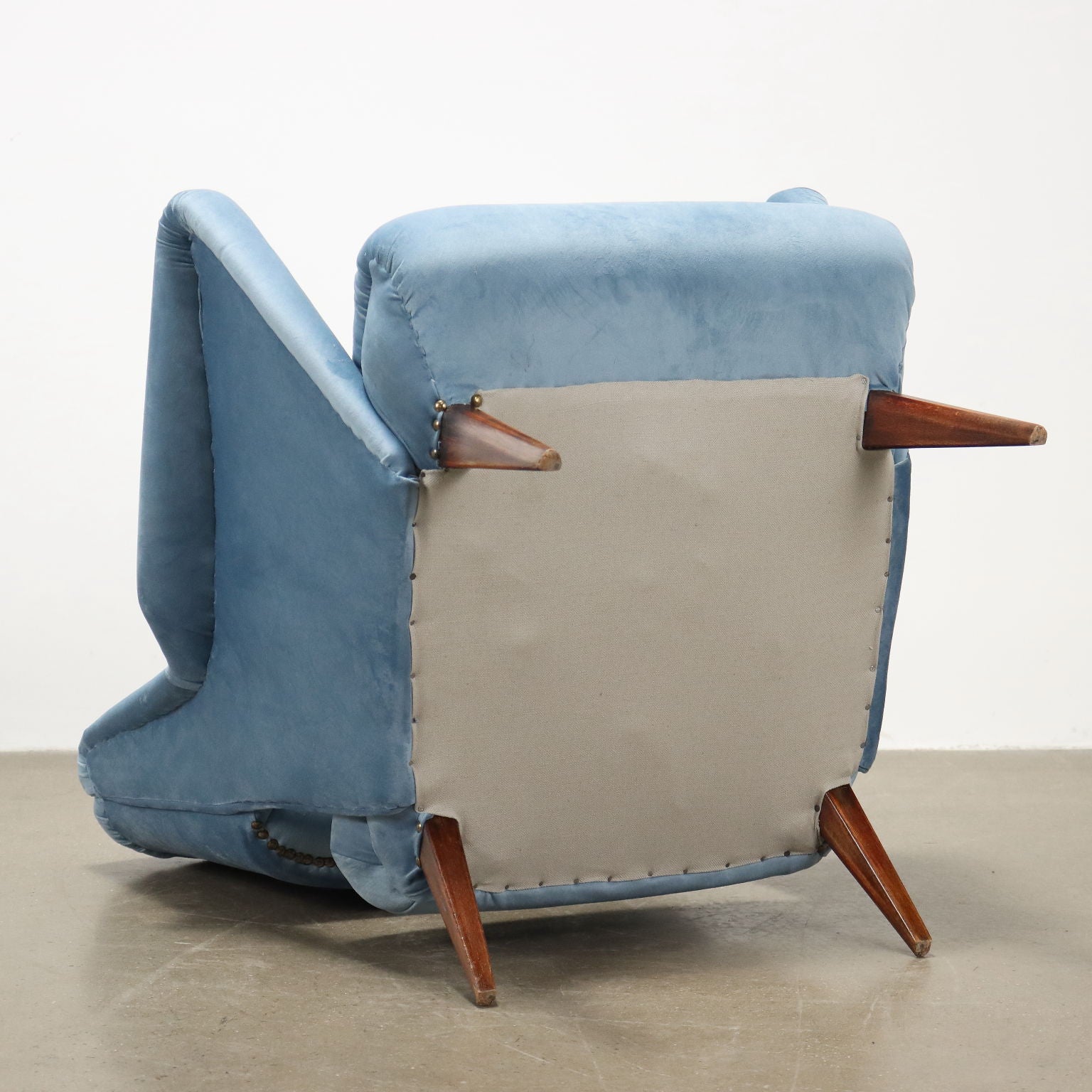 Set_of_2_Vintage_Armchairs_Velvet_Wood_Italy_1950s_Fully_Restored