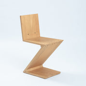 Set_of_2_Zigzag_Chairs_in_Elmwood_attributed_to_Gerrit_Thomas_Rietveld_for_Rietveld,_1990s