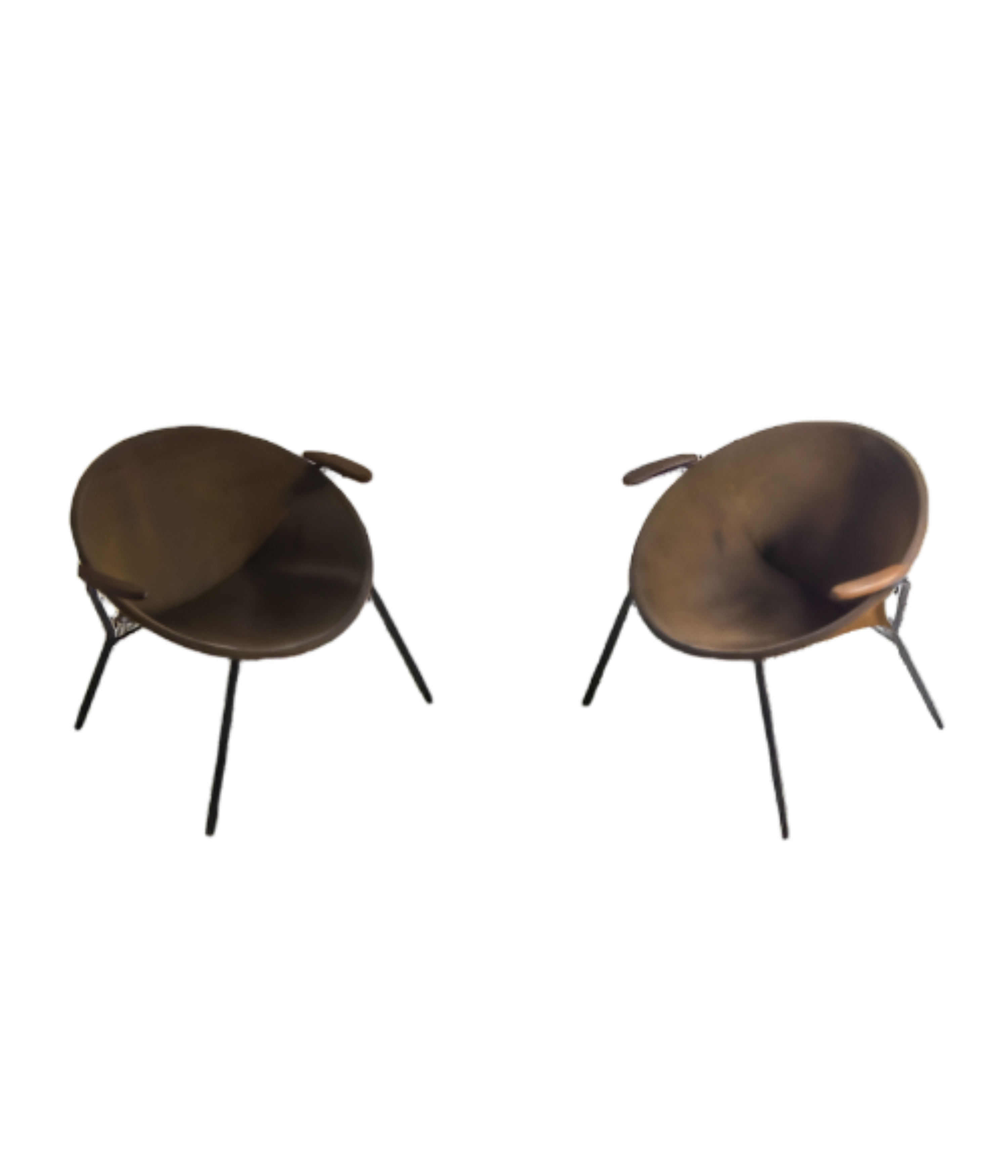 Set_of_2_early_edition_Balloon_Chairs_by_Hans_Olsen