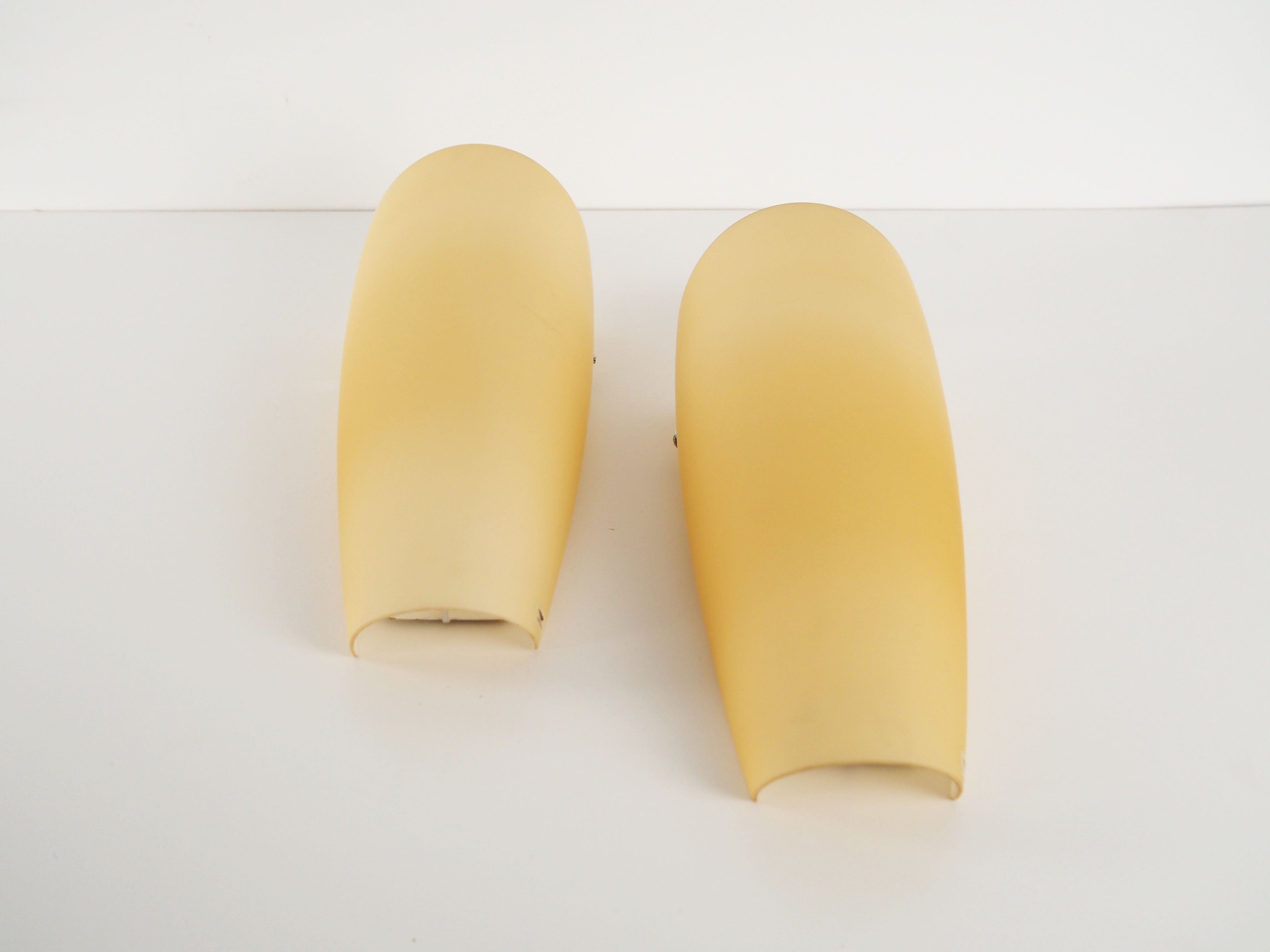 Set_of_2_wall_lamps_in_Murano_glass_Italian_design_1980s