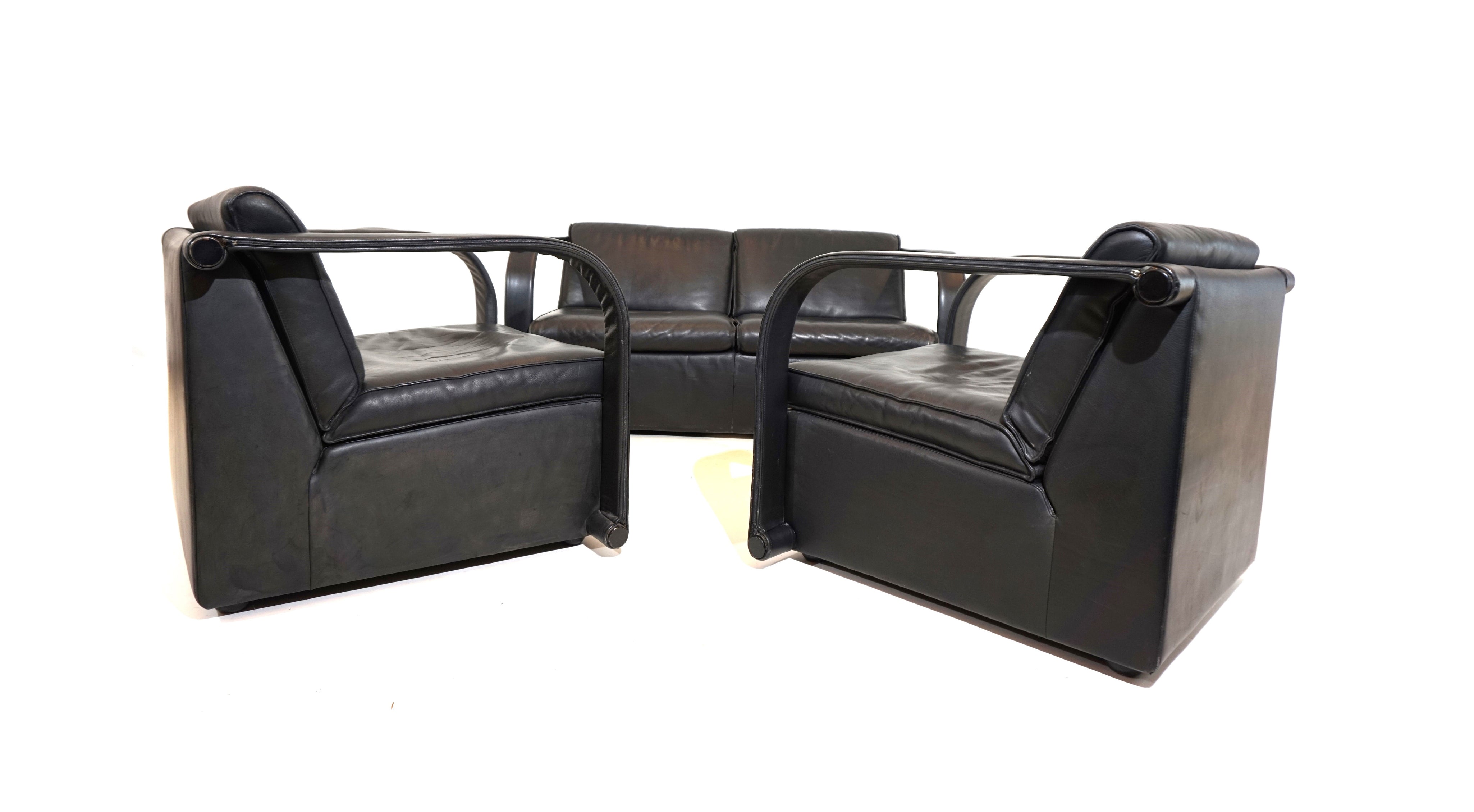 Set_of_3_Leather_armchairs_for_Living_Room