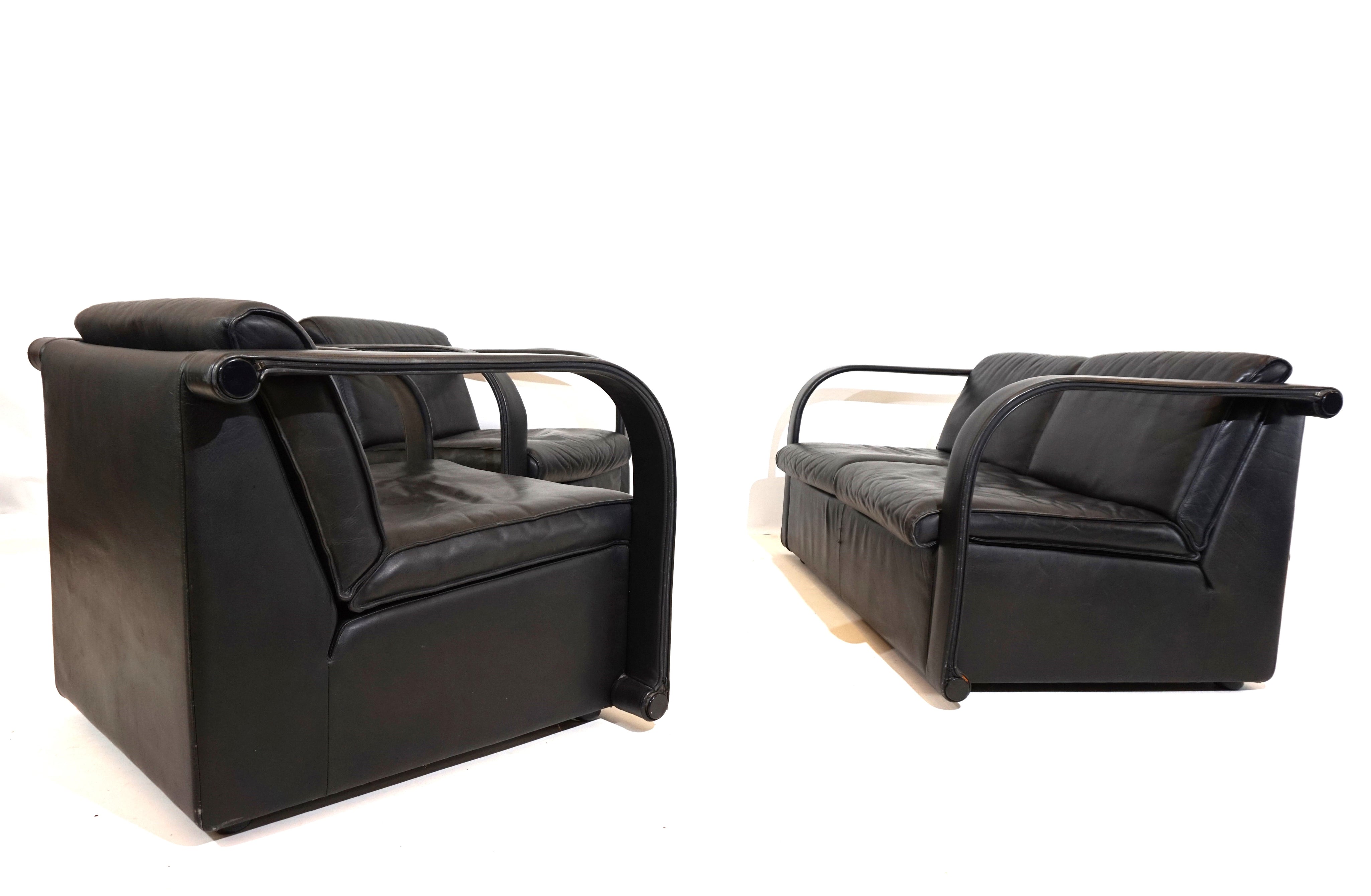 Set_of_3_Leather_armchairs_for_Living_Room